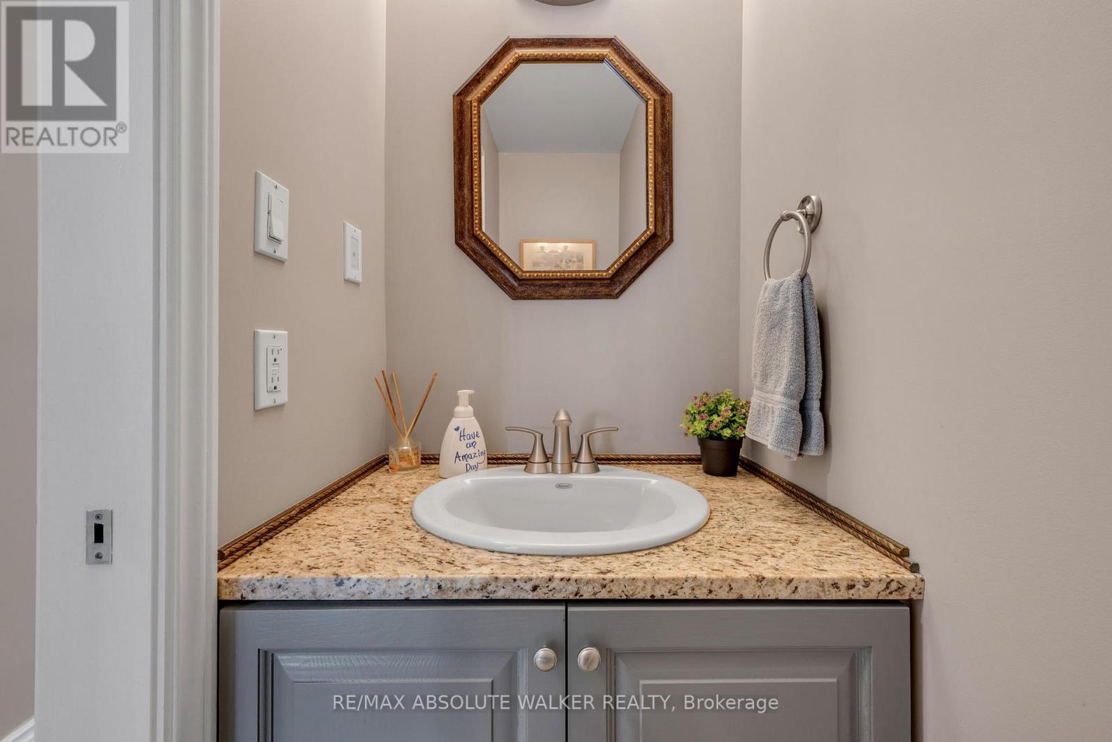 184 Charmont Way, Ottawa, Ontario  K0A 3M0 - Photo 18 - X12918432