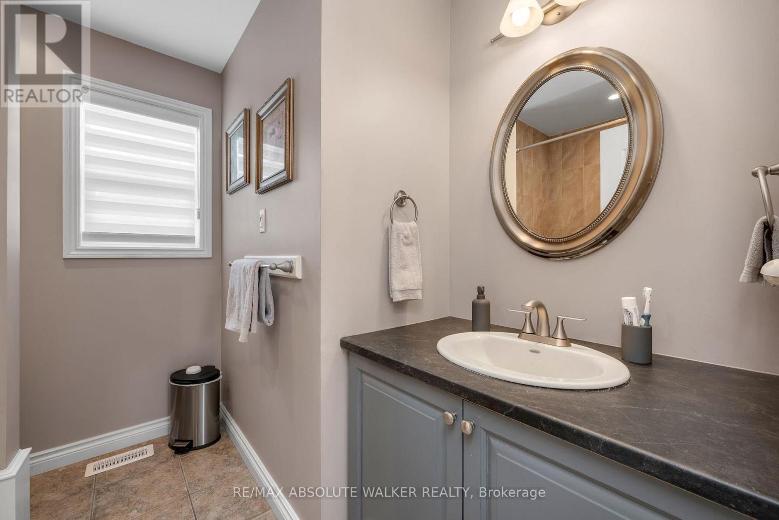 184 Charmont Way, Ottawa, Ontario  K0A 3M0 - Photo 28 - X12918432