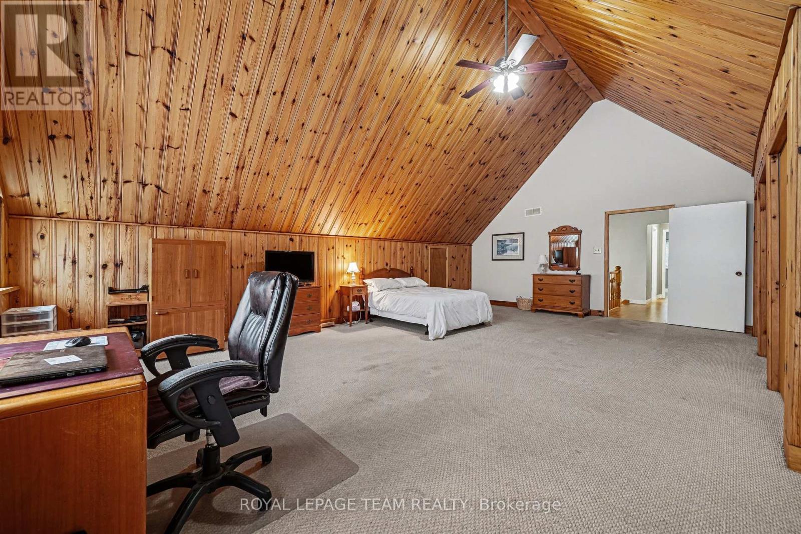 10458 Loughlin Ridge Road, North Dundas, Ontario  K0E 1S0 - Photo 17 - X12918474