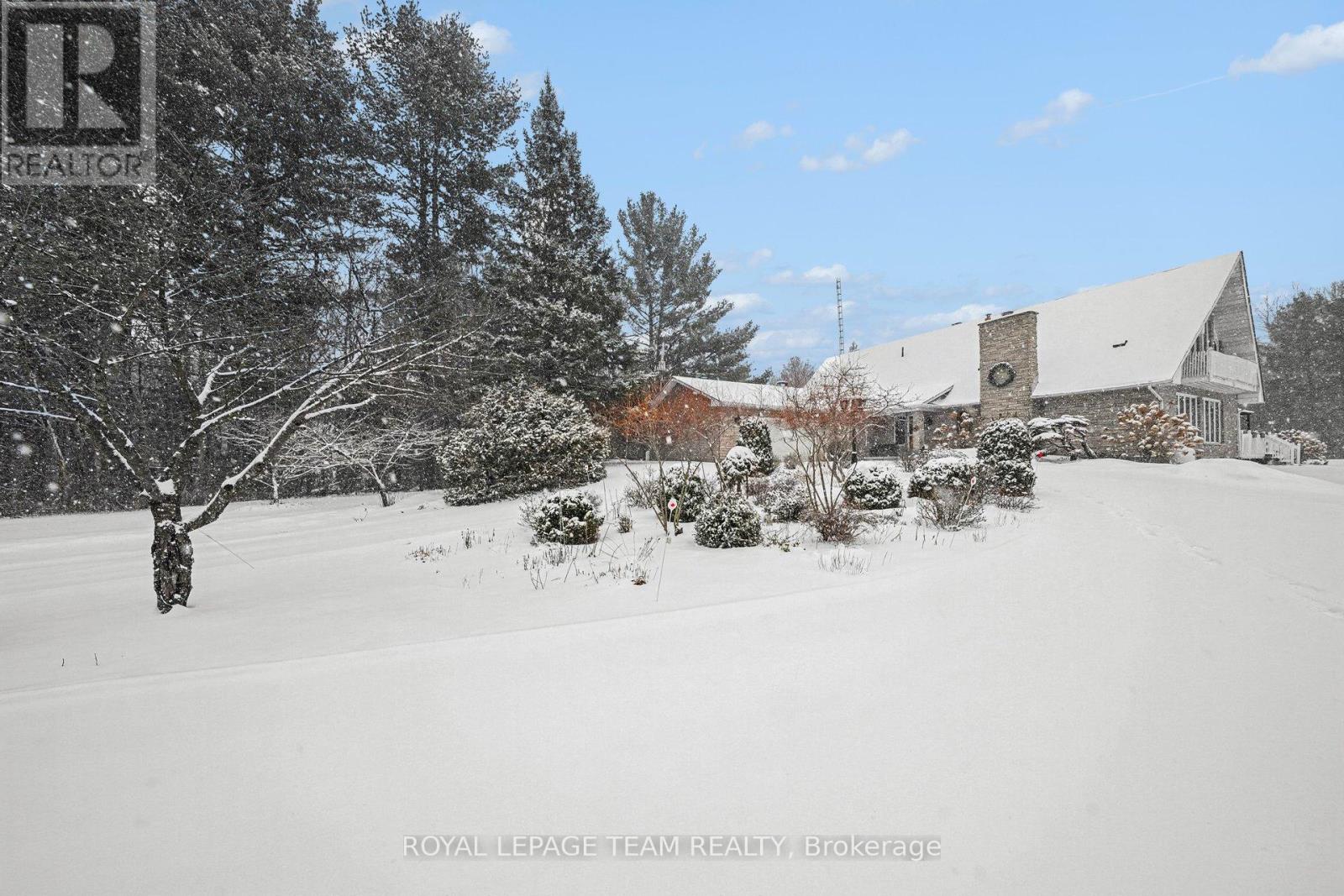 10458 Loughlin Ridge Road, North Dundas, Ontario  K0E 1S0 - Photo 31 - X12918474