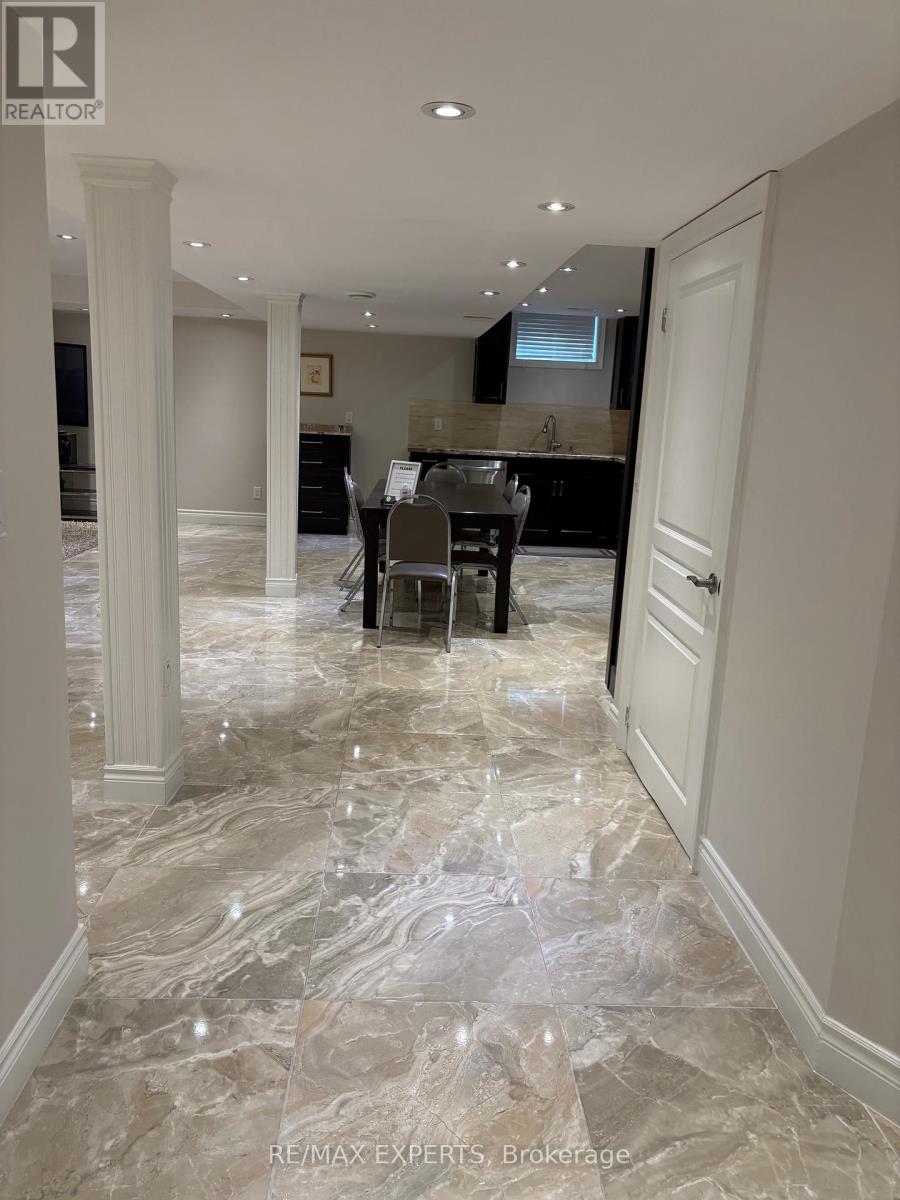 Bsmt - 220 Twin Hills Crescent, Vaughan, Ontario  L4H 0H2 - Photo 7 - N12879660