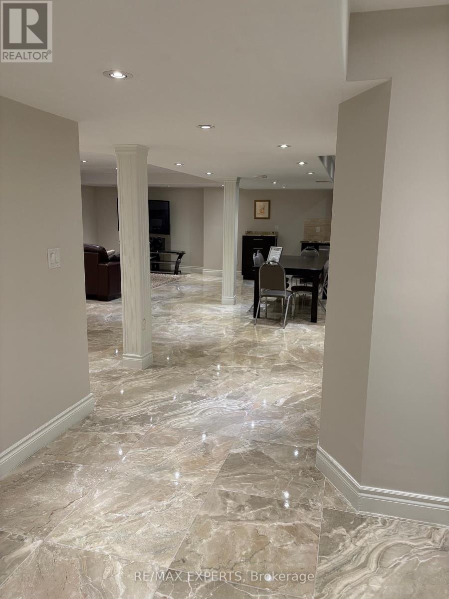 Bsmt - 220 Twin Hills Crescent, Vaughan, Ontario  L4H 0H2 - Photo 6 - N12879660