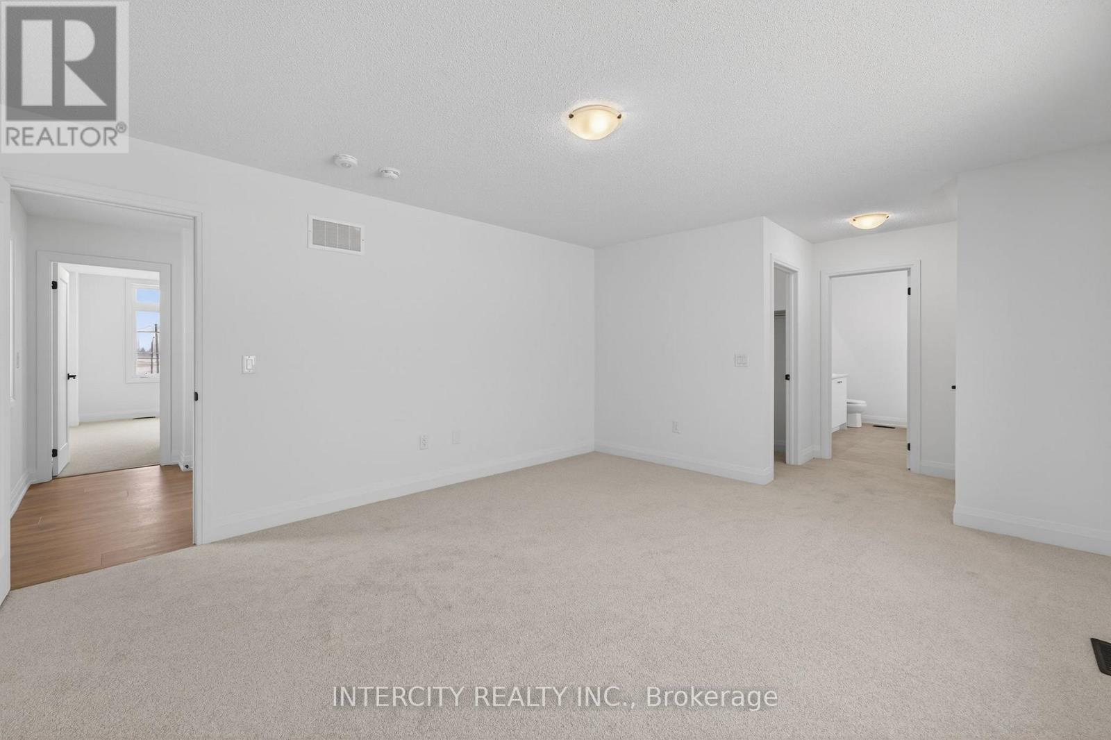 28 Legacy Circle, Wasaga Beach, Ontario  L9Z 0M5 - Photo 32 - S12916980