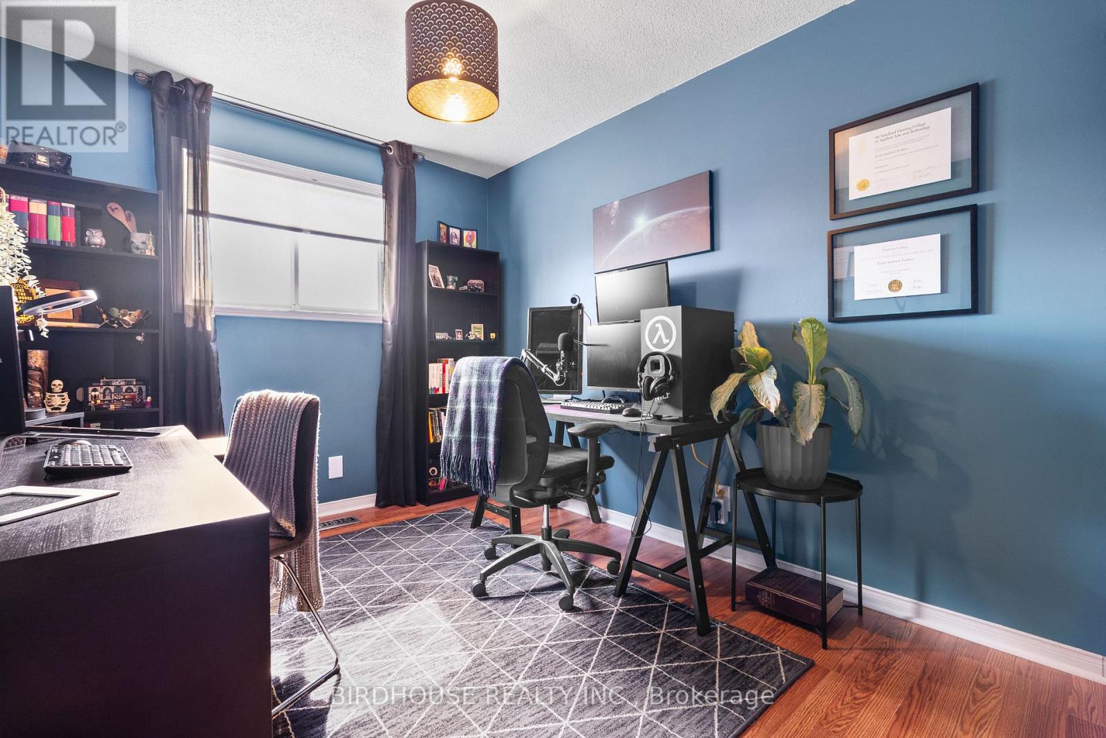 56 Champlain Boulevard, Kawartha Lakes, Ontario  K9V 4R1 - Photo 21 - X12679544