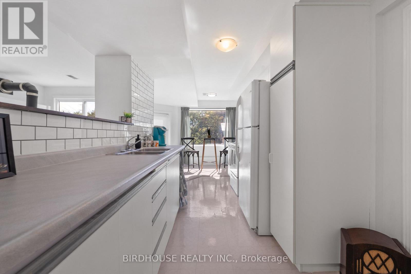 56 Champlain Boulevard, Kawartha Lakes, Ontario  K9V 4R1 - Photo 24 - X12679544