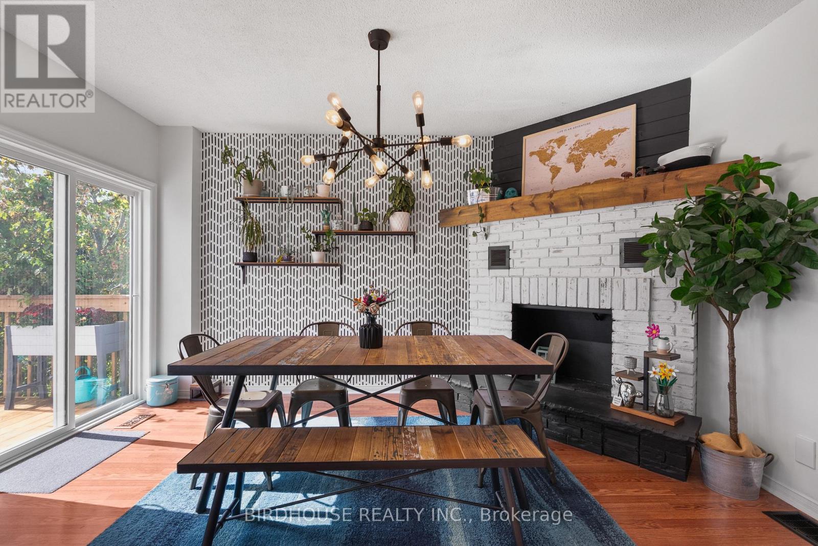 56 Champlain Boulevard, Kawartha Lakes, Ontario  K9V 4R1 - Photo 5 - X12679544