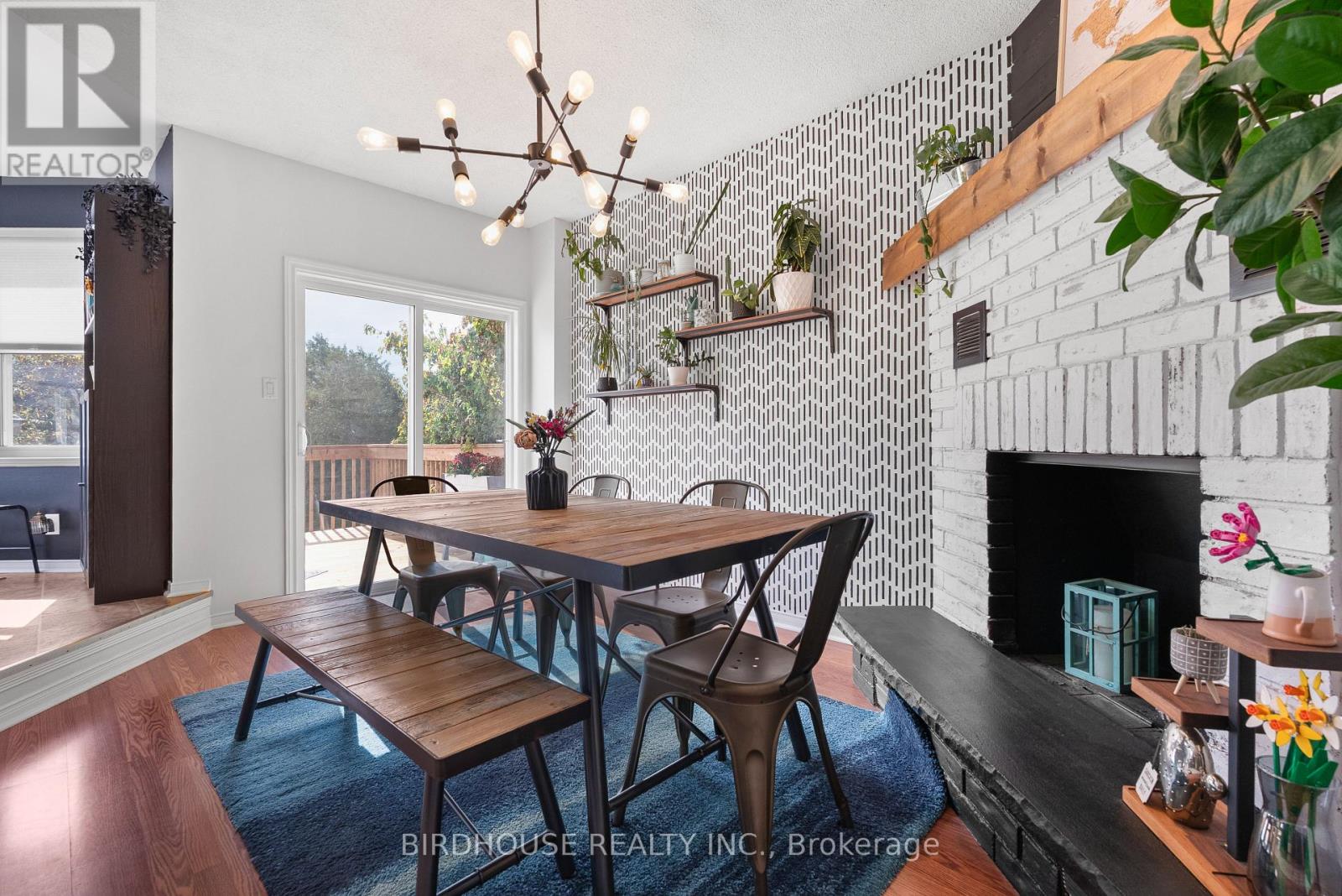 56 Champlain Boulevard, Kawartha Lakes, Ontario  K9V 4R1 - Photo 6 - X12679544