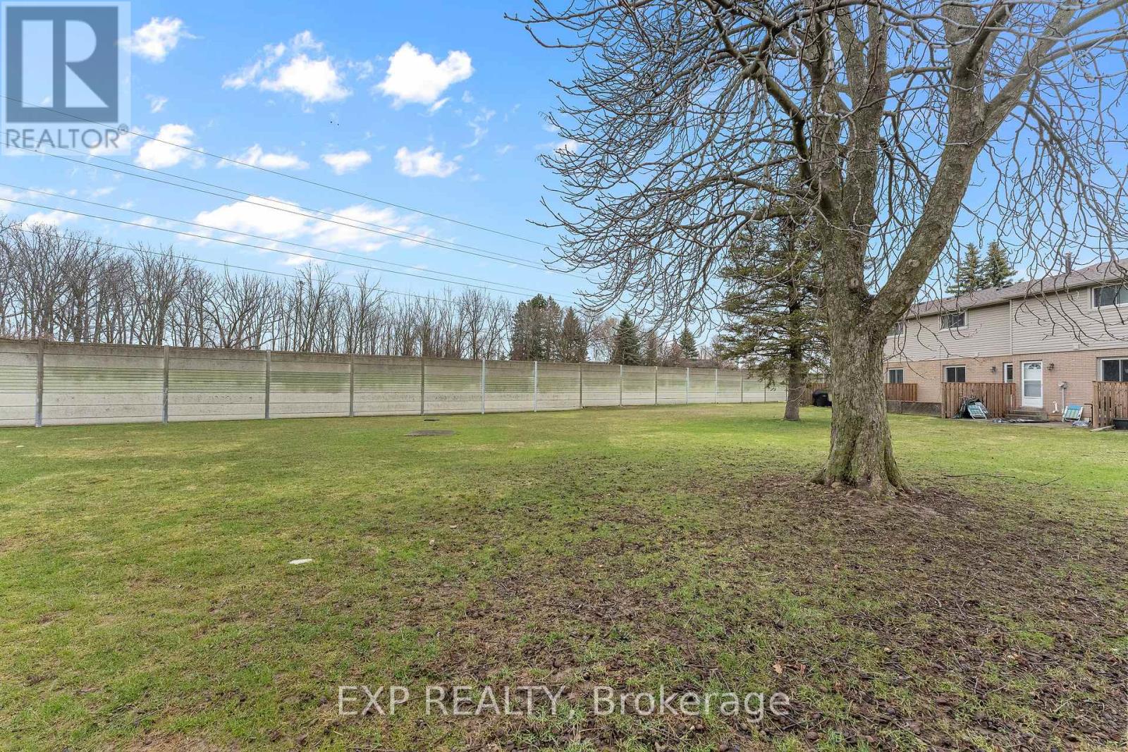 19 - 4215 Meadowvale Drive, Niagara Falls, Ontario  L2E 5W8 - Photo 29 - X12918368