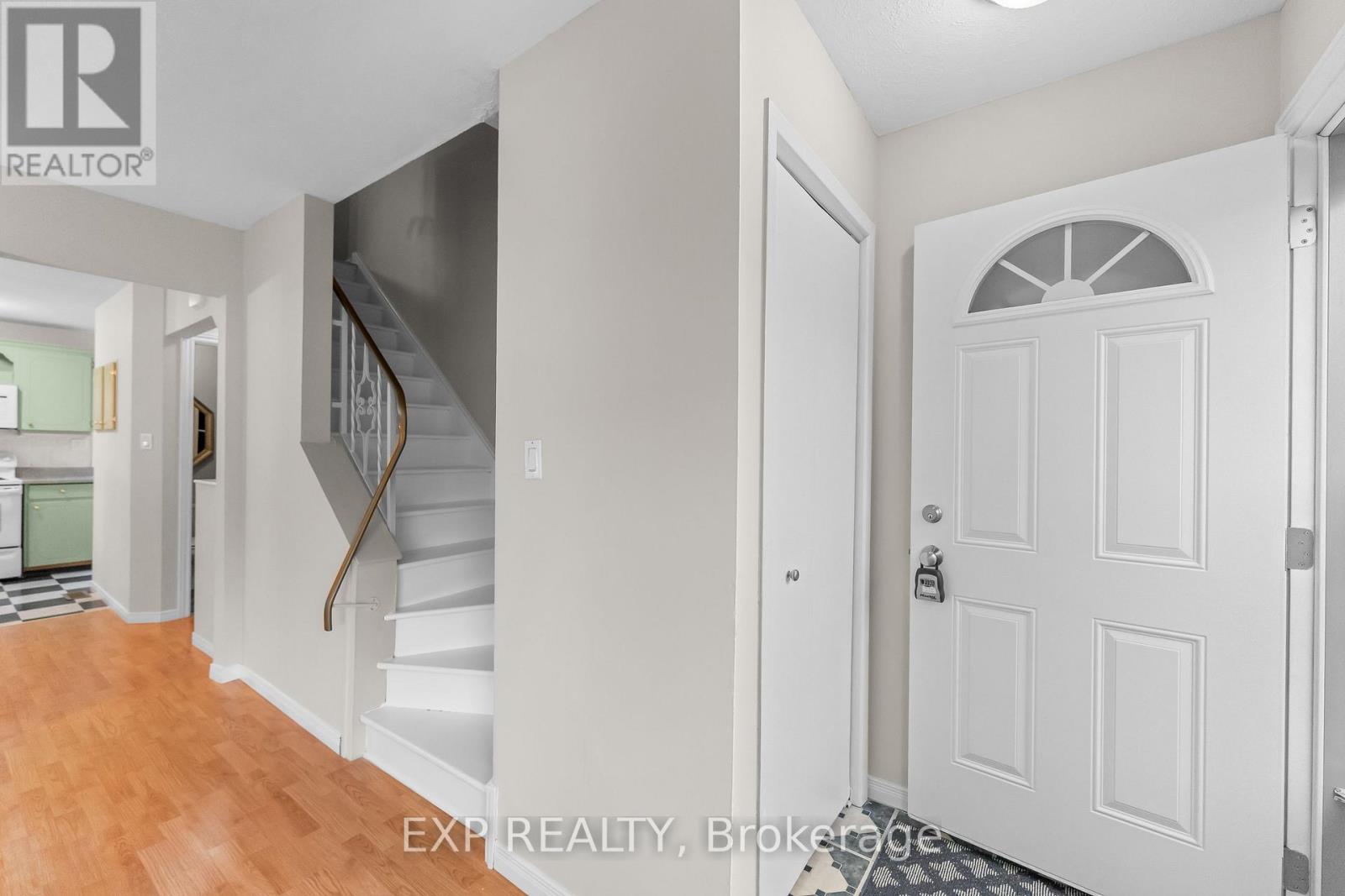 19 - 4215 Meadowvale Drive, Niagara Falls, Ontario  L2E 5W8 - Photo 6 - X12918368