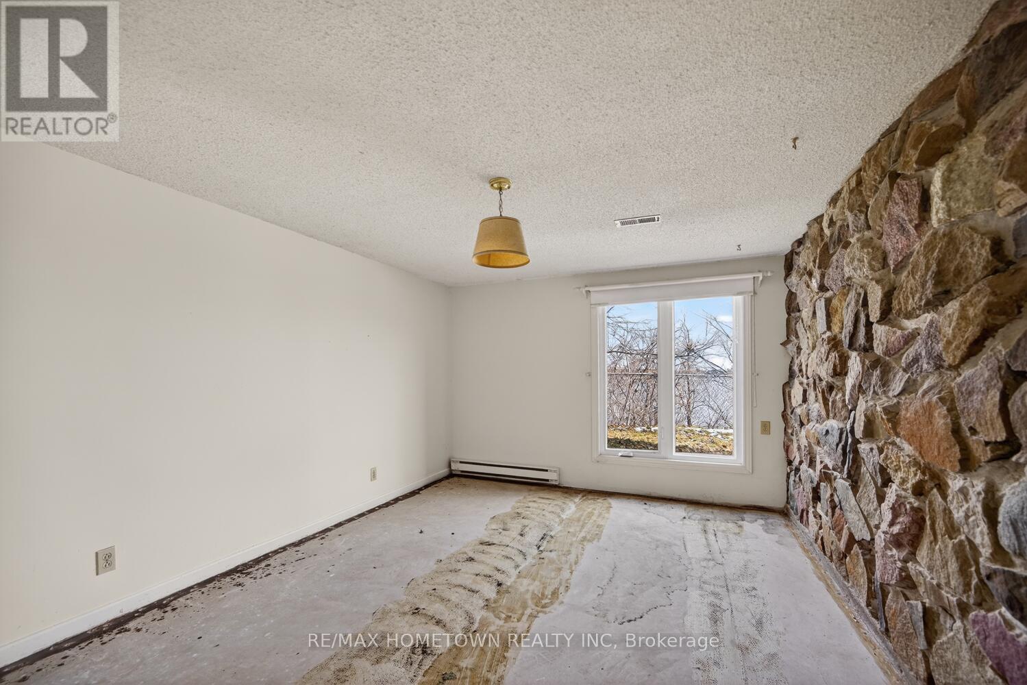 1327 1000 Islands Parkway, Front Of Yonge, Ontario  K0E 1R0 - Photo 25 - X12918488