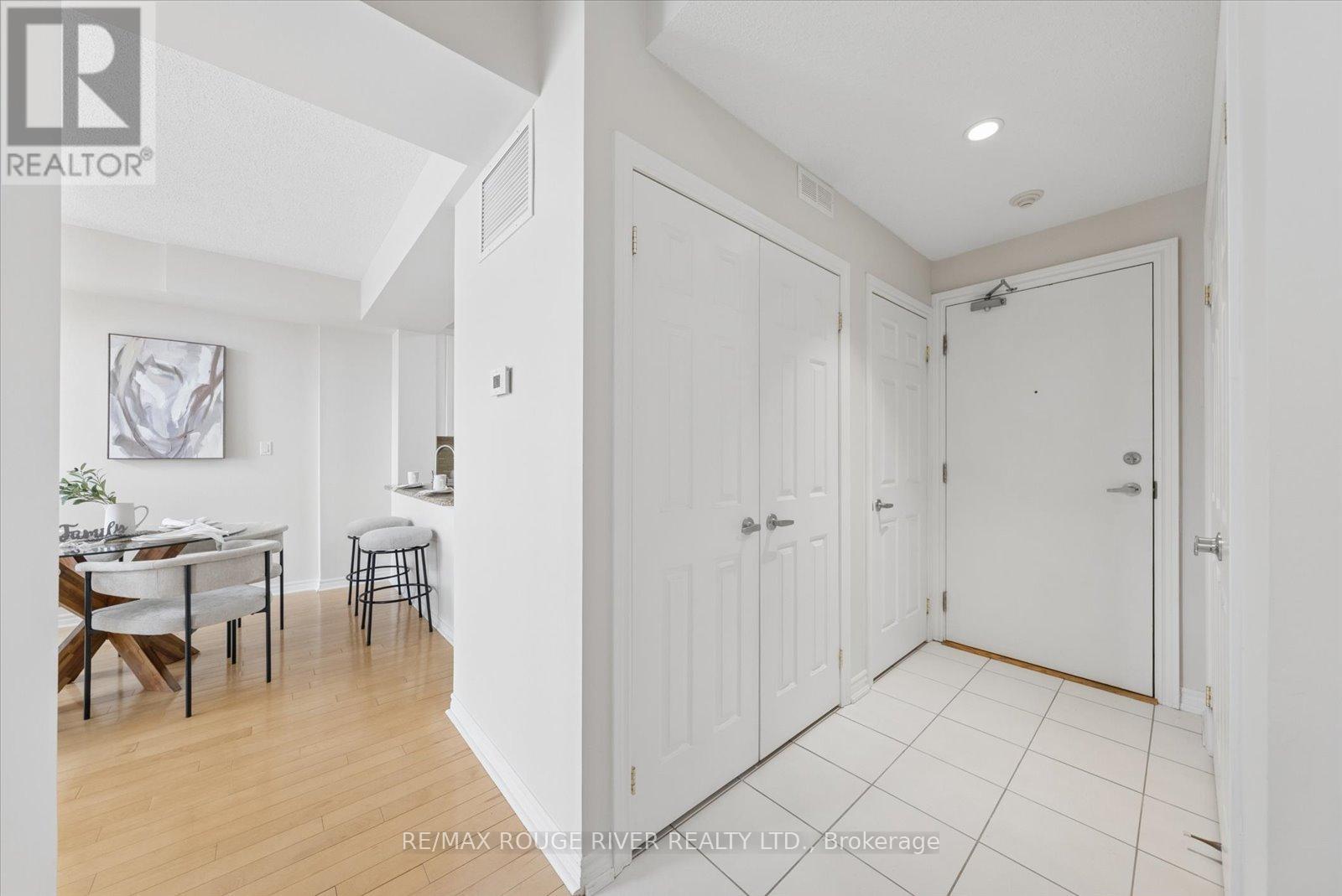 306 - 395 Lakebreeze Drive, Clarington, Ontario  L1B 0A5 - Photo 4 - E12918220