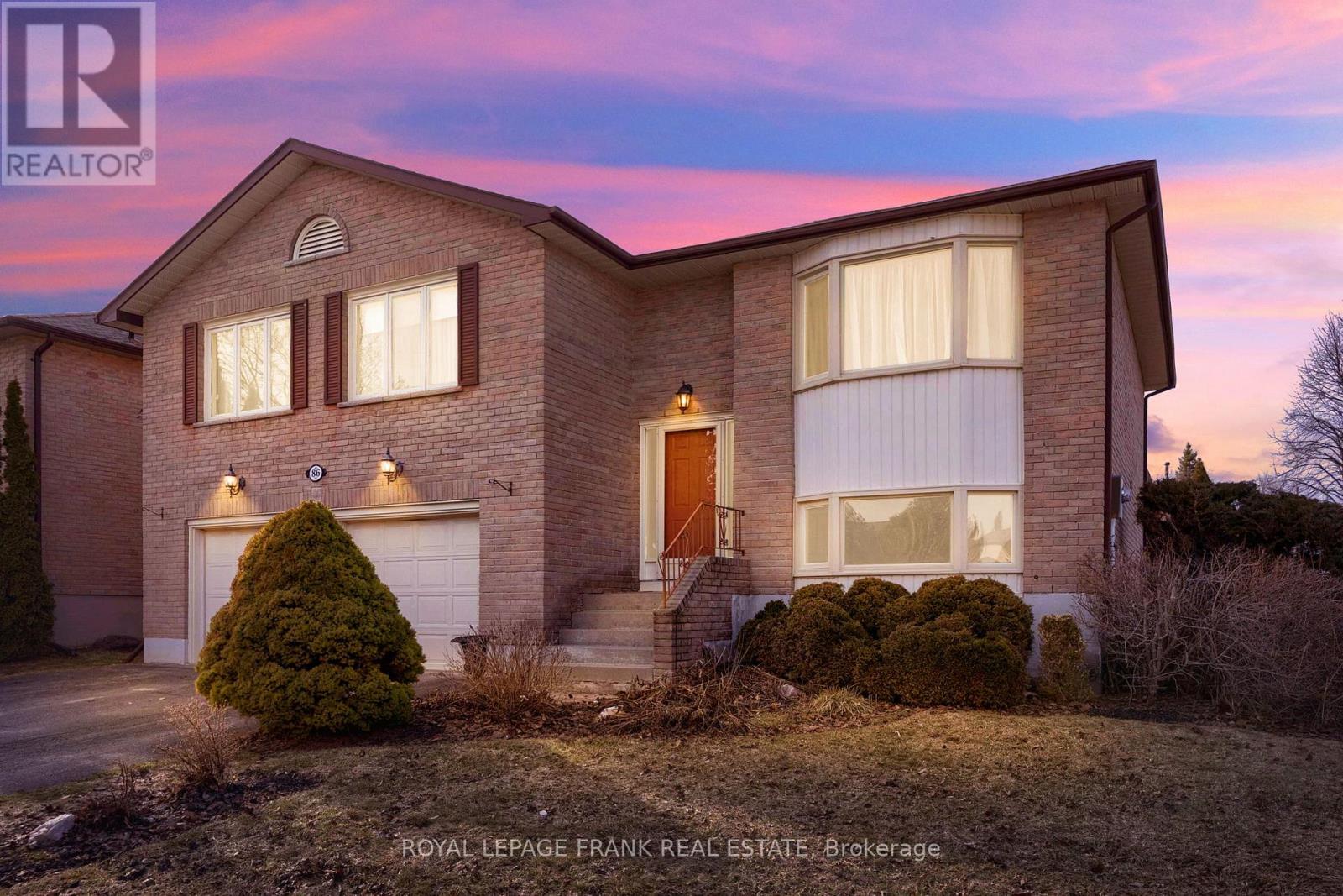 86 Devondale Street, Clarington, Ontario  L1E 2A1 - Photo 1 - E12918456