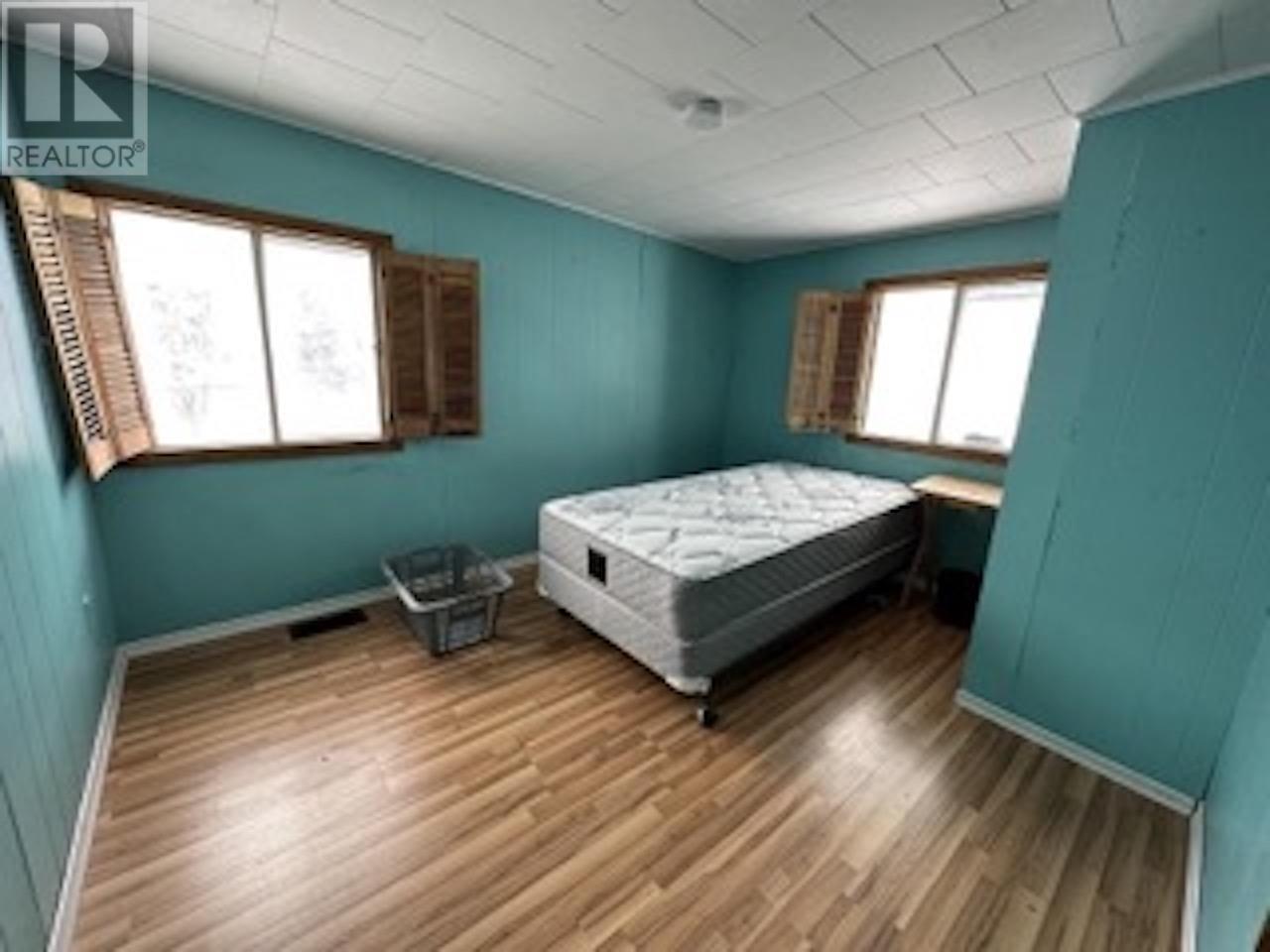 153 Third Ave, Hornepayne, Ontario  P0M 1Z0 - Photo 10 - SM260476