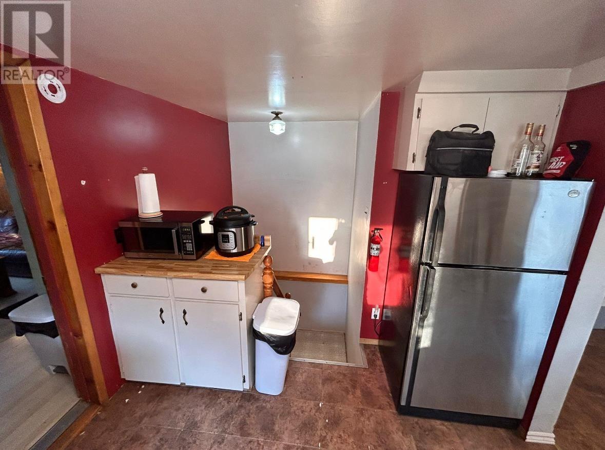 153 Third Ave, Hornepayne, Ontario  P0M 1Z0 - Photo 16 - SM260476