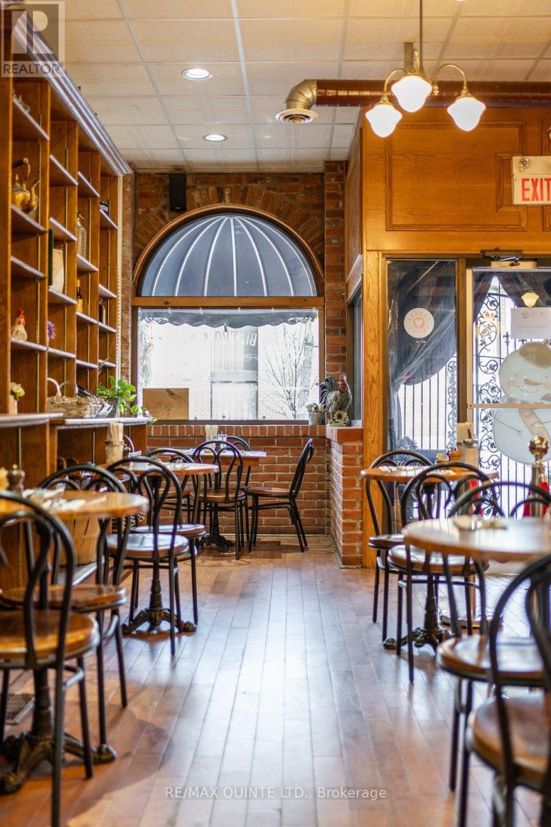 304 Front Street, Belleville, Ontario  K8N 2Z8 - Photo 2 - X12918168