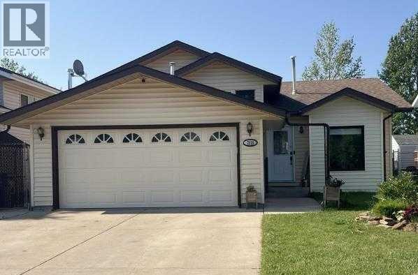 7818 Mission Heights Drive, Grande Prairie, Alberta  T8W 1Y2 - Photo 2 - A2295491