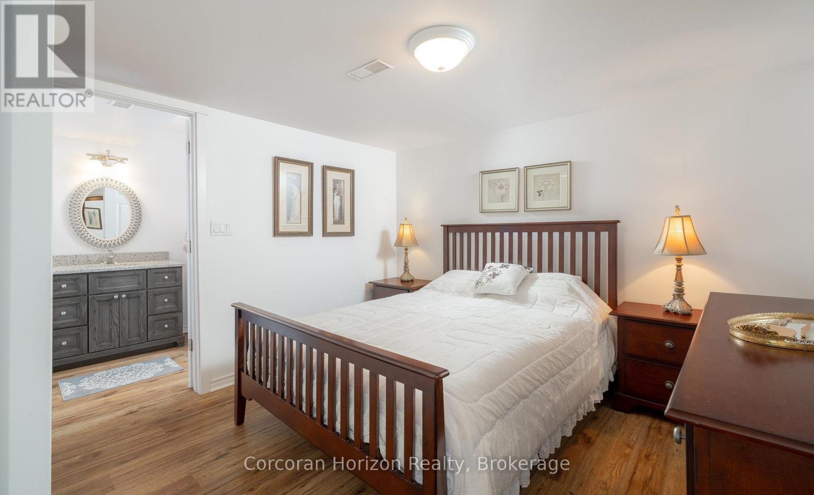 15 Lyndsey Lane, Mckellar, Ontario  P2A 0B5 - Photo 31 - X12918268