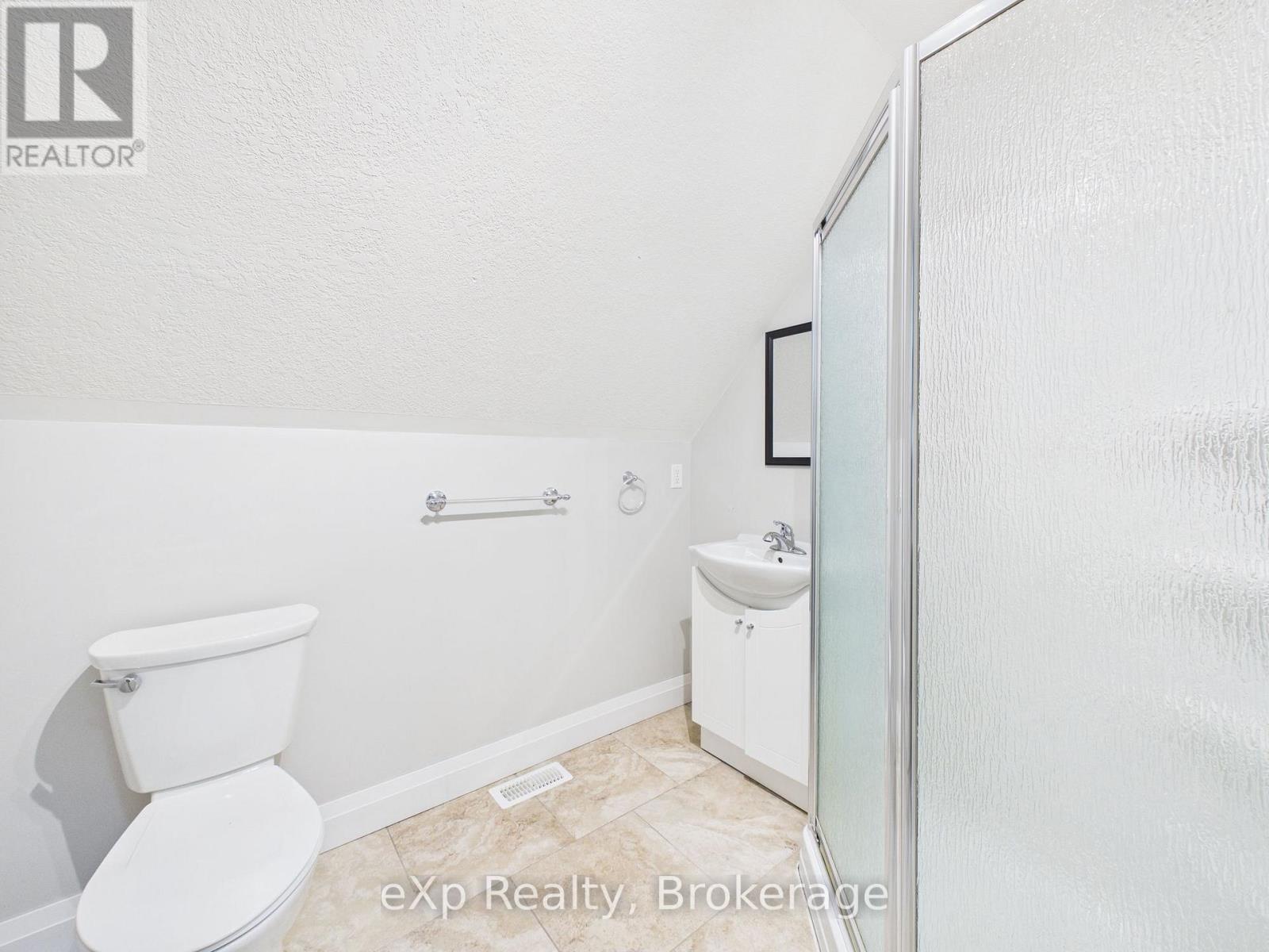 561 Louisa Street, Saugeen Shores, Ontario  N0H 2L0 - Photo 22 - X12918516