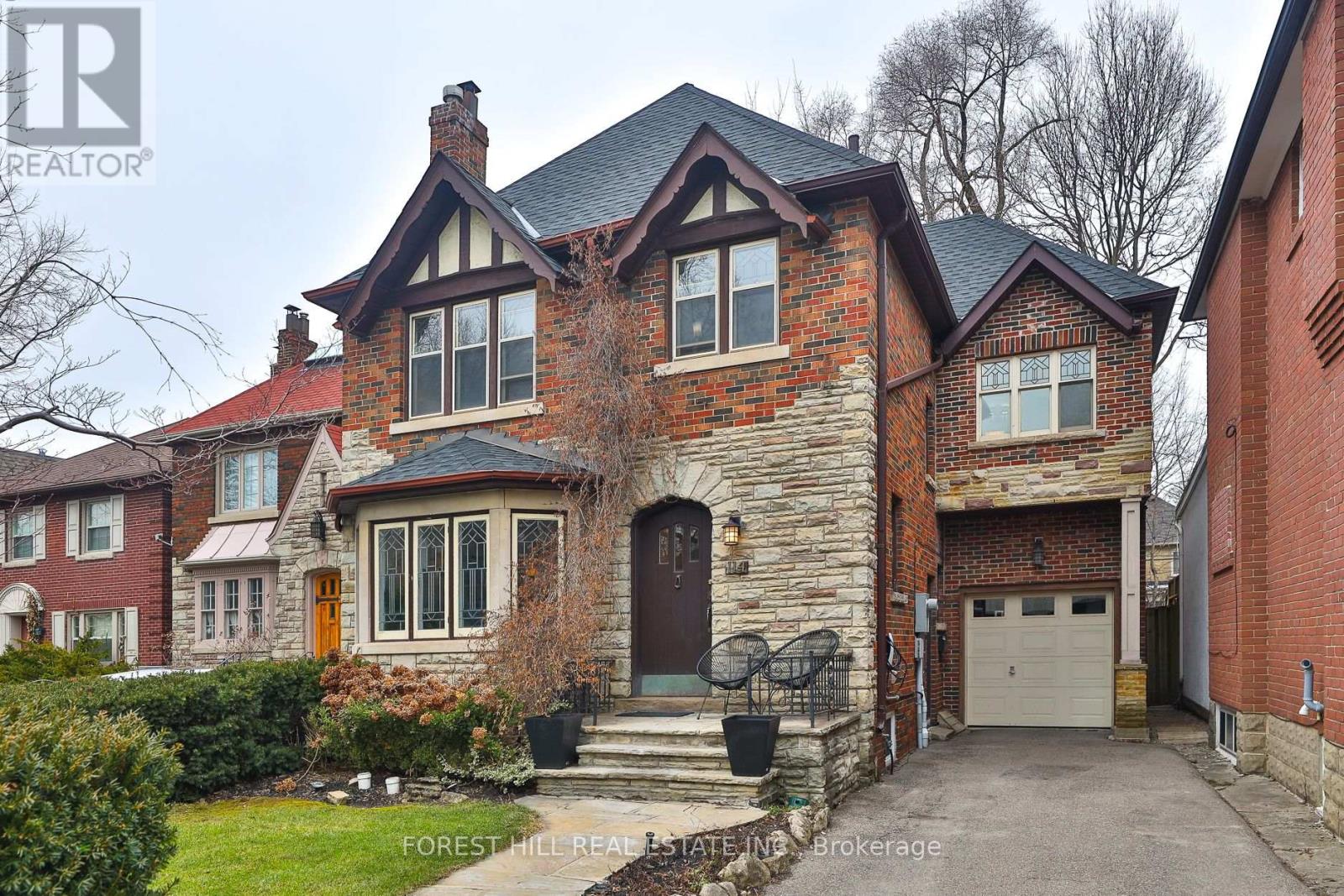 114 WEMBLEY ROAD, Toronto, Ontario