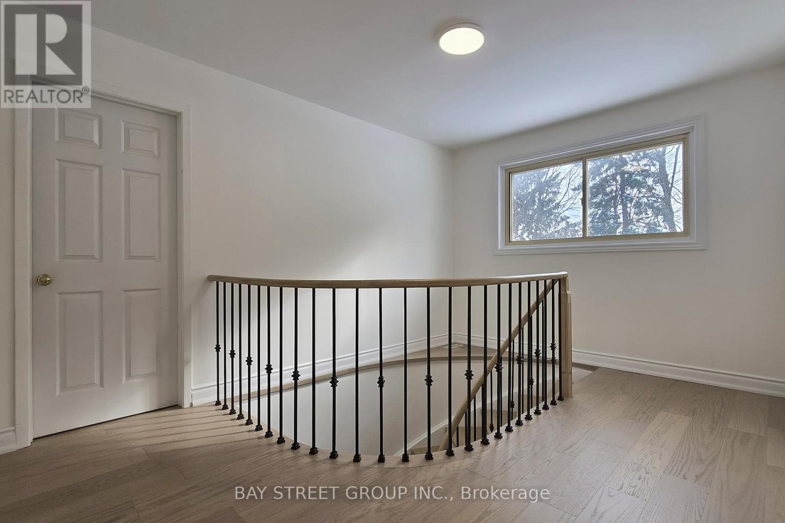 37 Abbeywood Trail, Toronto, Ontario  M3B 3B4 - Photo 21 - C12918226