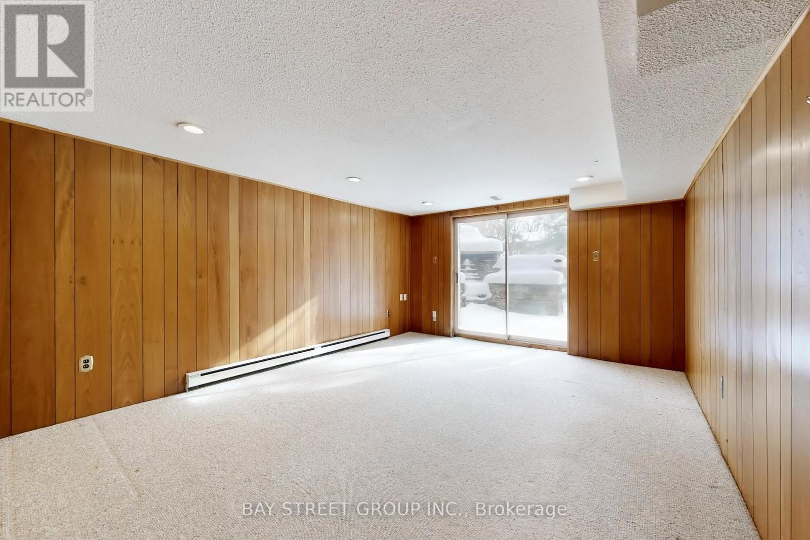 37 Abbeywood Trail, Toronto, Ontario  M3B 3B4 - Photo 29 - C12918226