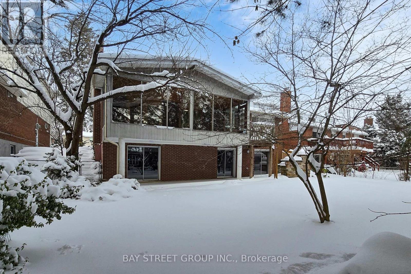 37 Abbeywood Trail, Toronto, Ontario  M3B 3B4 - Photo 30 - C12918226