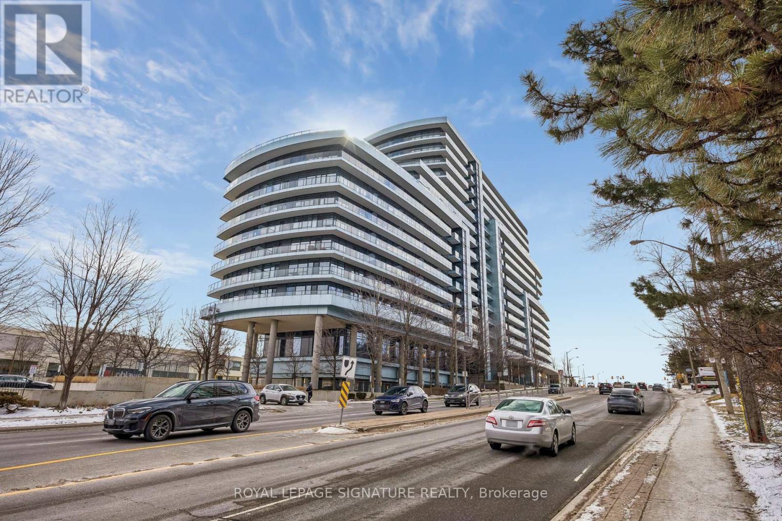 203 - 2885 BAYVIEW AVENUE, Toronto, Ontario
