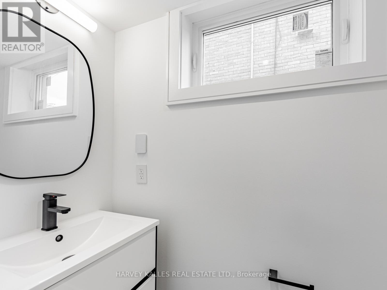 379 Winona Drive, Toronto, Ontario  M6C 3T4 - Photo 26 - C12918264