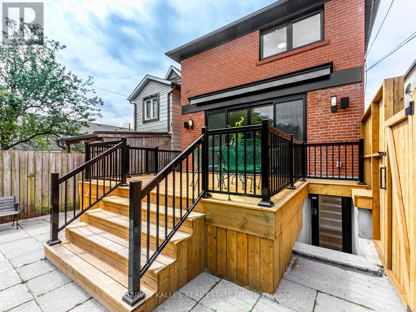 379 Winona Drive, Toronto, Ontario  M6C 3T4 - Photo 47 - C12918264