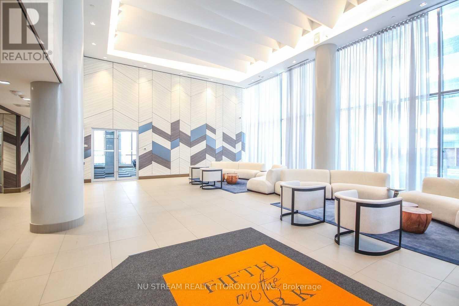 Unknown Address, ,     - Photo 2 - C12918270