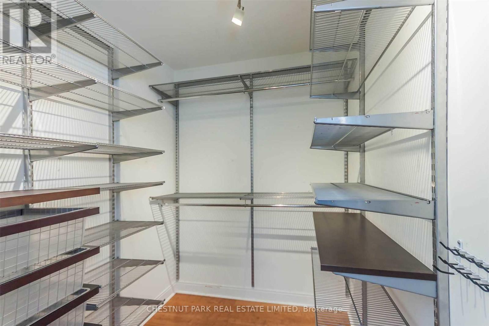 401 - 21 Scollard Street, Toronto, Ontario  M5R 1G1 - Photo 10 - C12918378