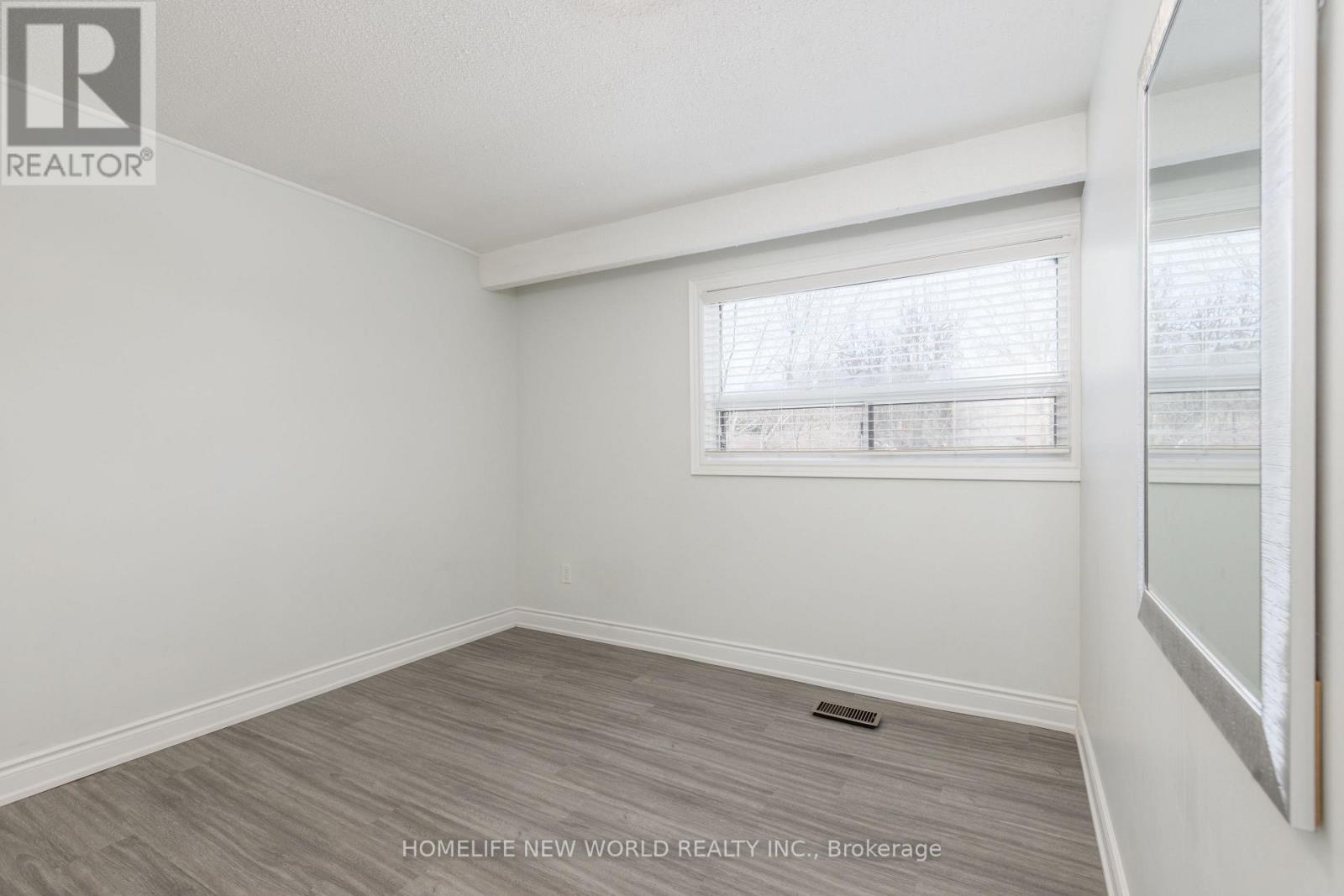 Part Of Main/ground Floor - 96 Ernest Avenue, Toronto, Ontario  M2J 3T6 - Photo 10 - C12918408