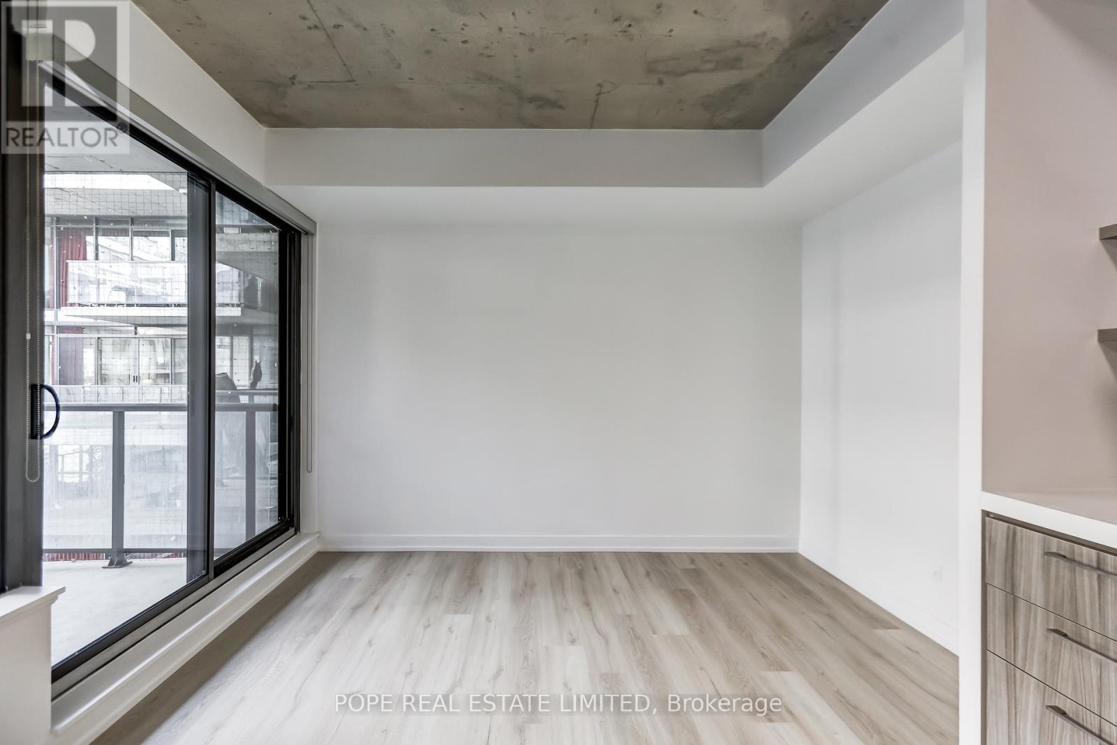 726 - 560 King Street W, Toronto, Ontario  M5V 1M3 - Photo 10 - C12918426