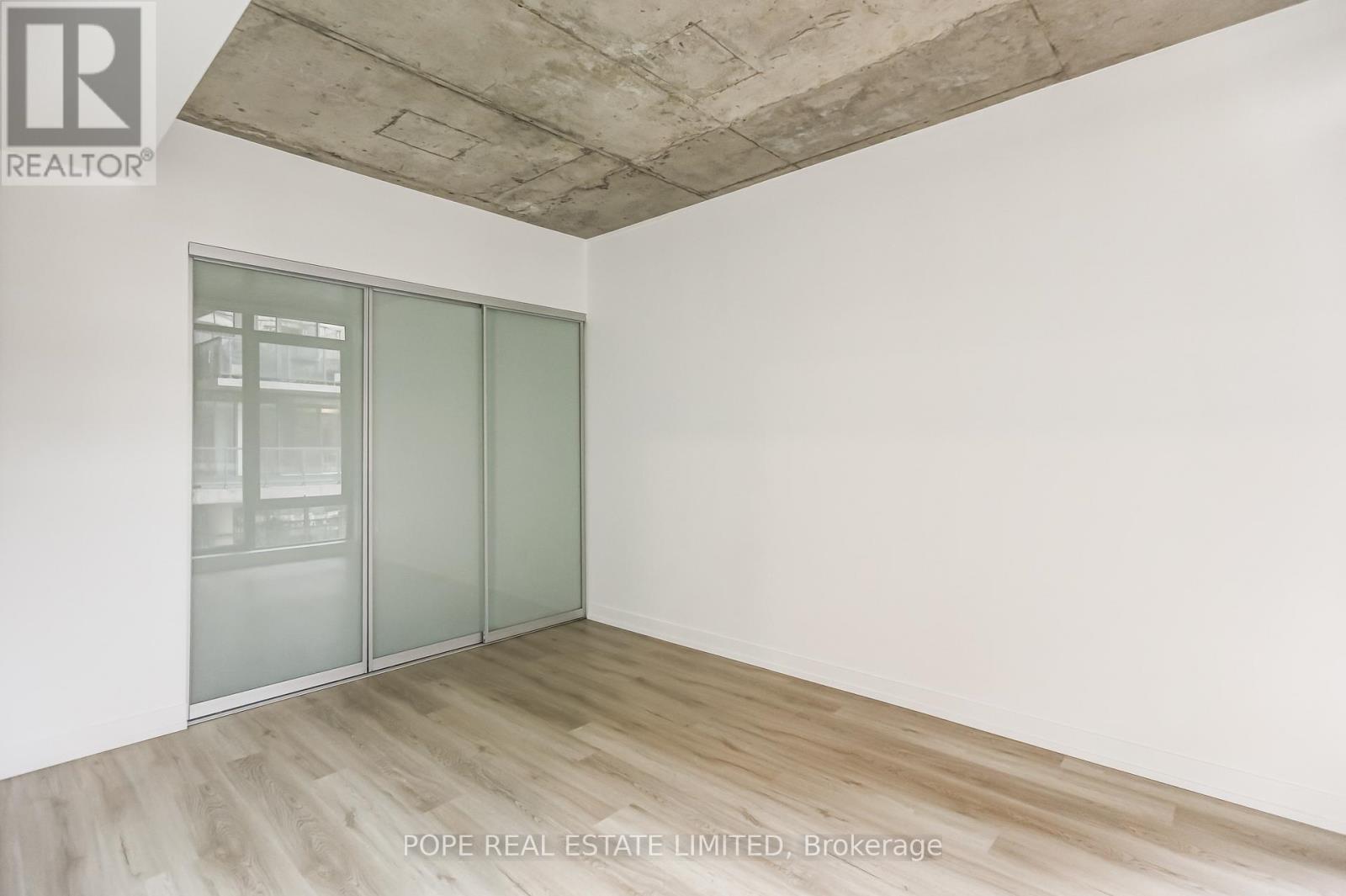 726 - 560 King Street W, Toronto, Ontario  M5V 1M3 - Photo 14 - C12918426