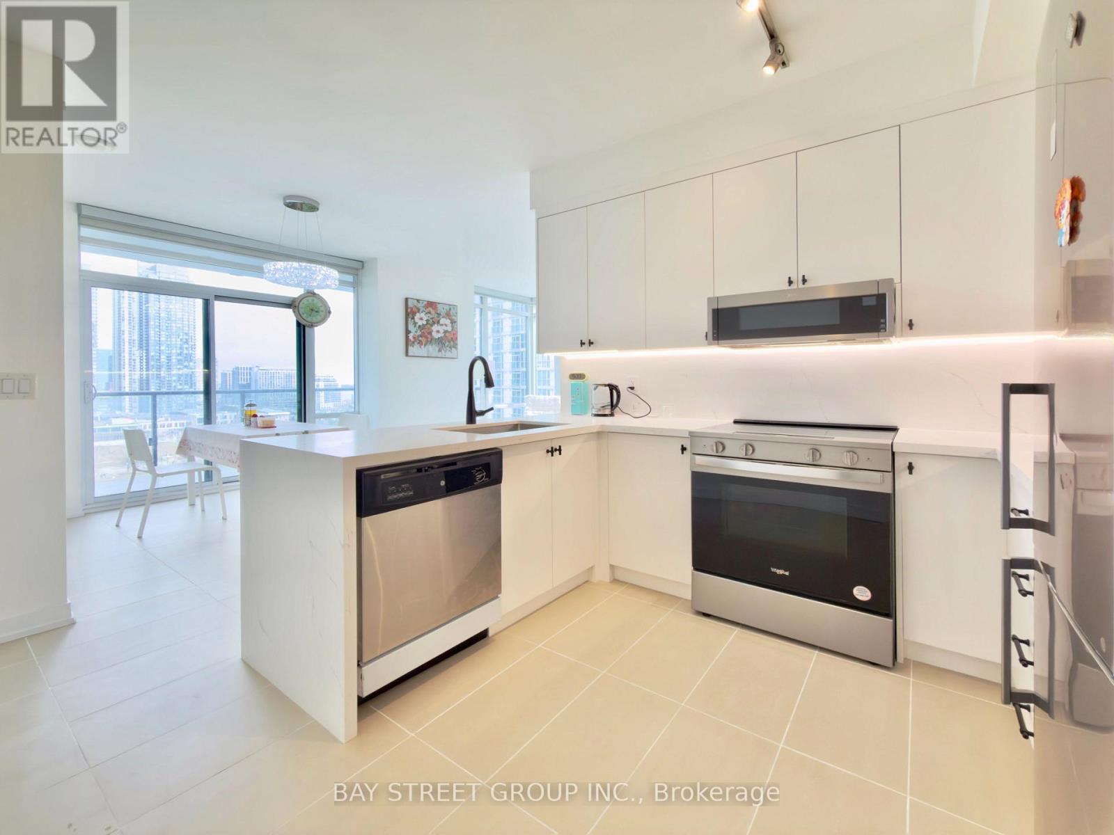 1209 - 170 Fort York Boulevard, Toronto, Ontario  M5V 0E6 - Photo 9 - C12918444