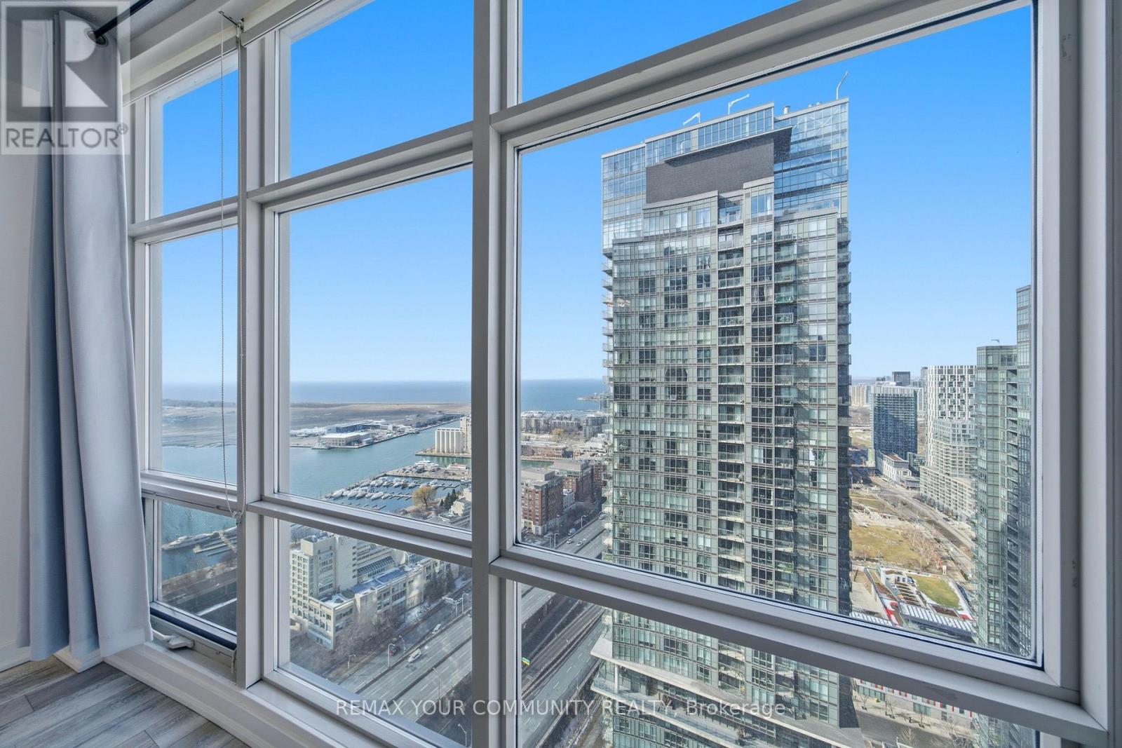 4502 - 35 Mariner Terrace, Toronto, Ontario  M5V 3V9 - Photo 21 - C12918446