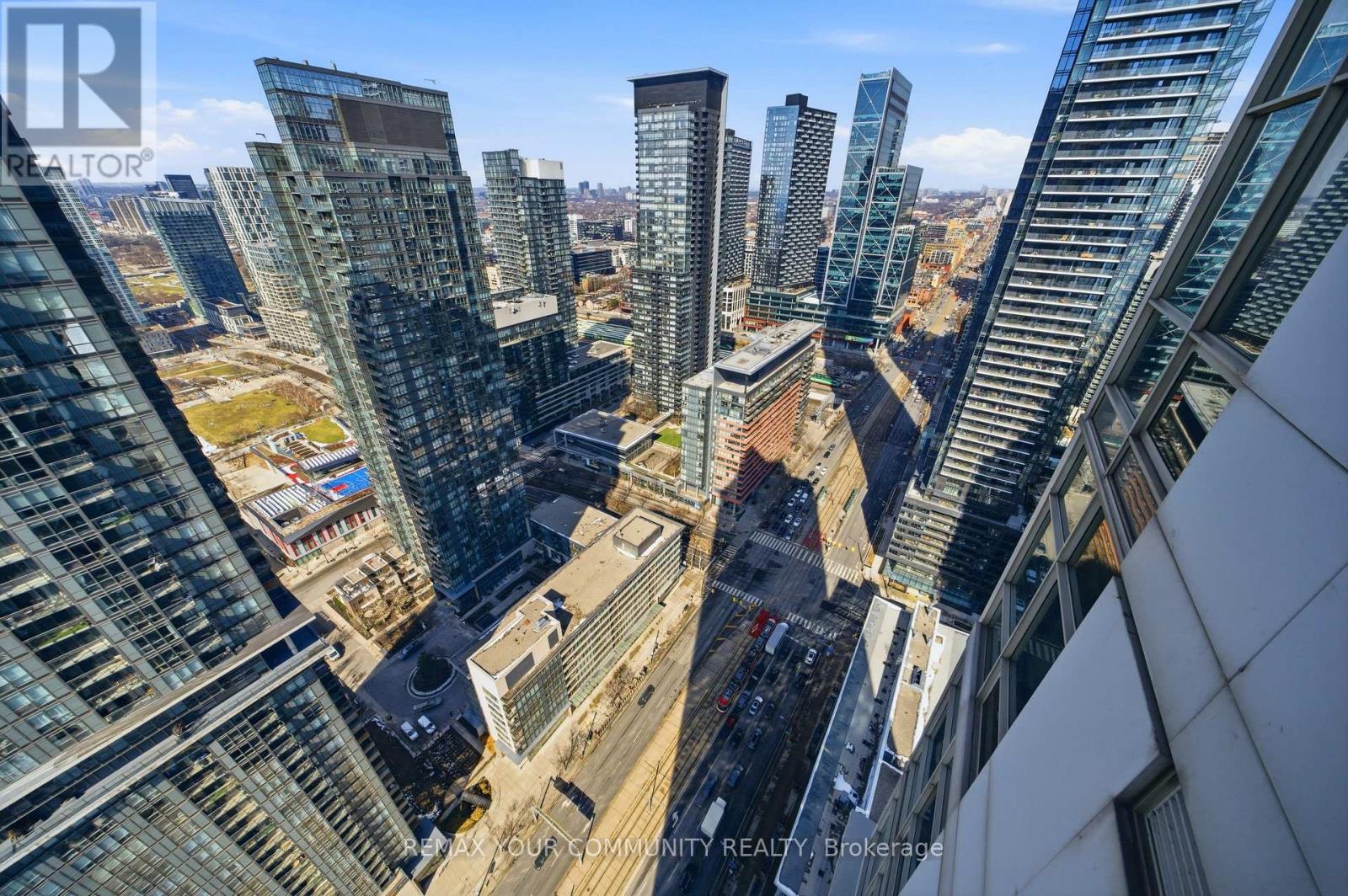 4502 - 35 Mariner Terrace, Toronto, Ontario  M5V 3V9 - Photo 24 - C12918446