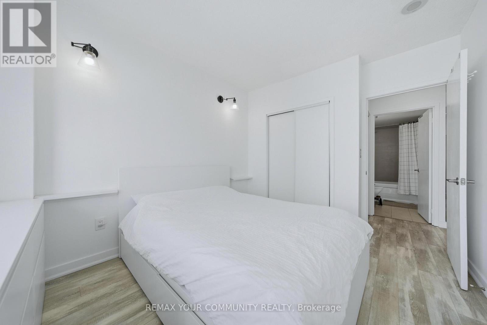 4502 - 35 Mariner Terrace, Toronto, Ontario  M5V 3V9 - Photo 28 - C12918446