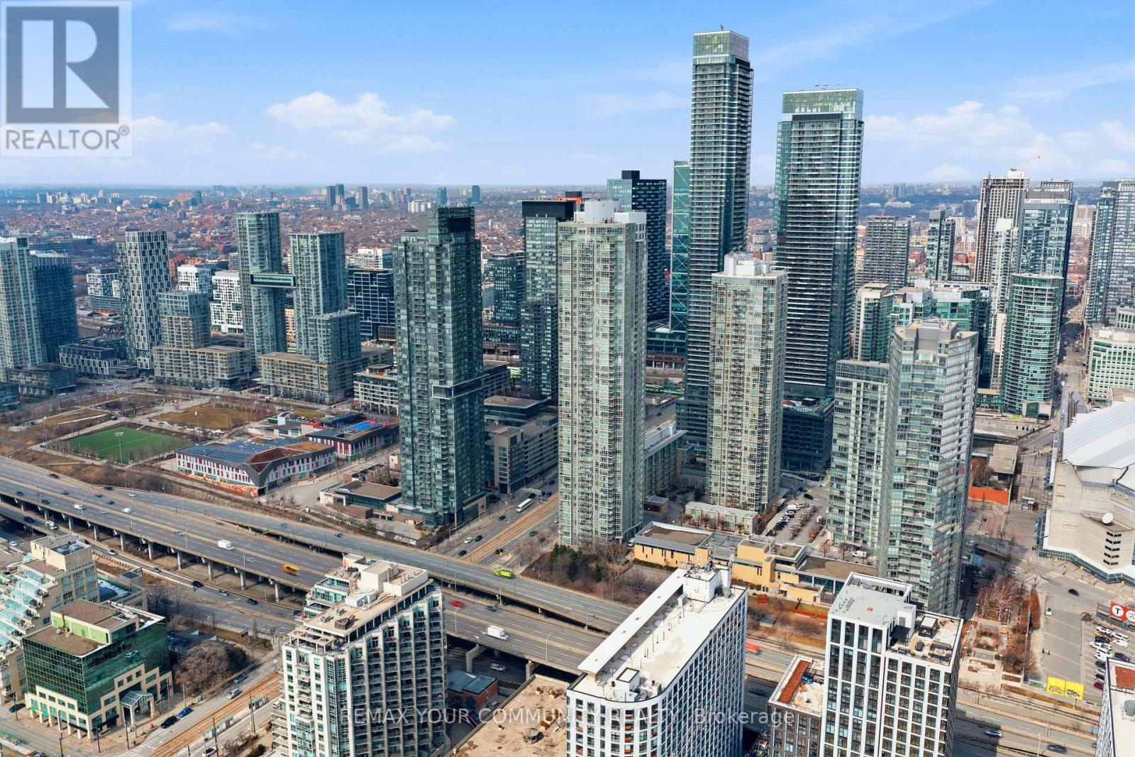 4502 - 35 Mariner Terrace, Toronto, Ontario  M5V 3V9 - Photo 39 - C12918446