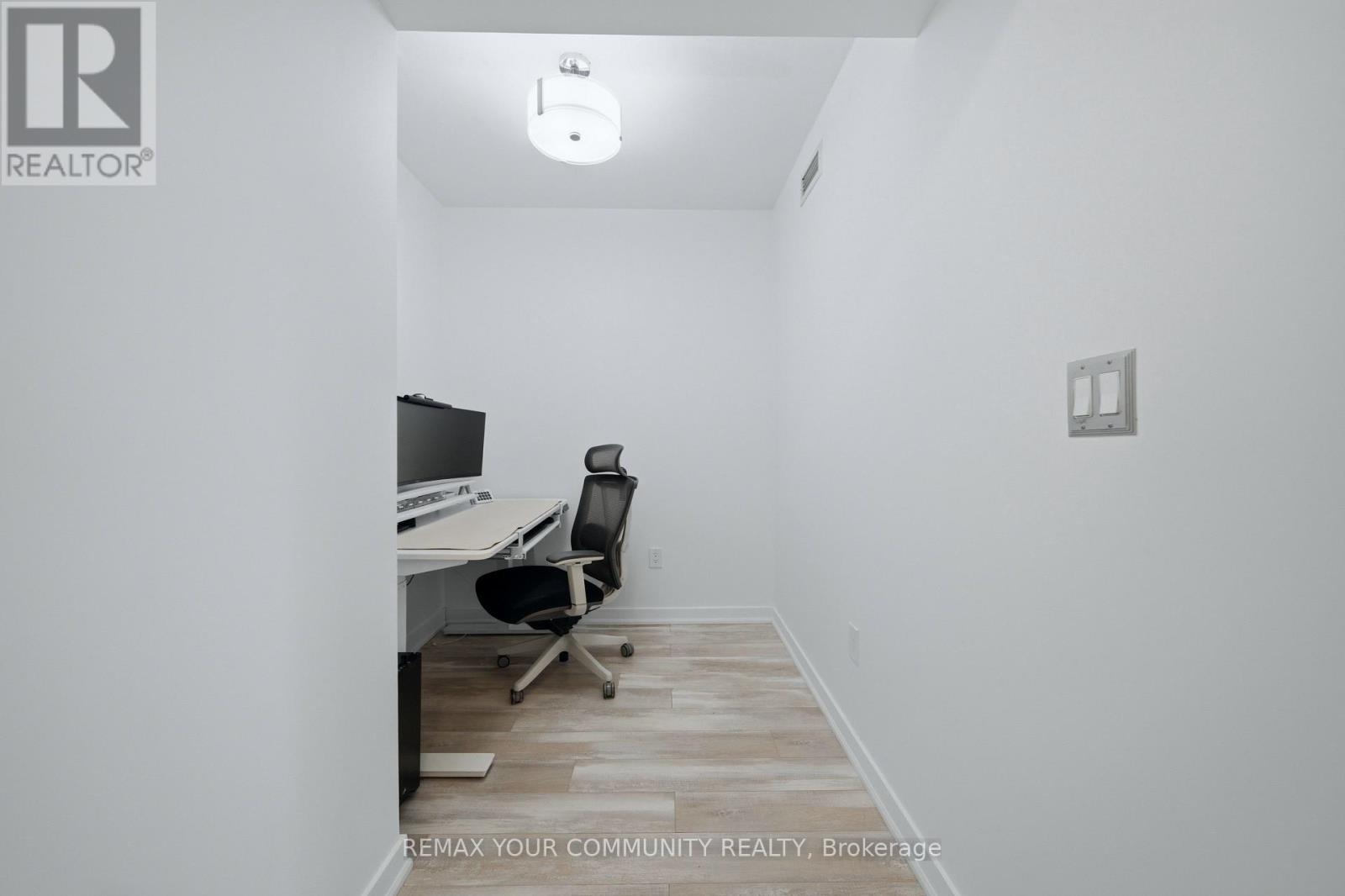 4502 - 35 Mariner Terrace, Toronto, Ontario  M5V 3V9 - Photo 4 - C12918446