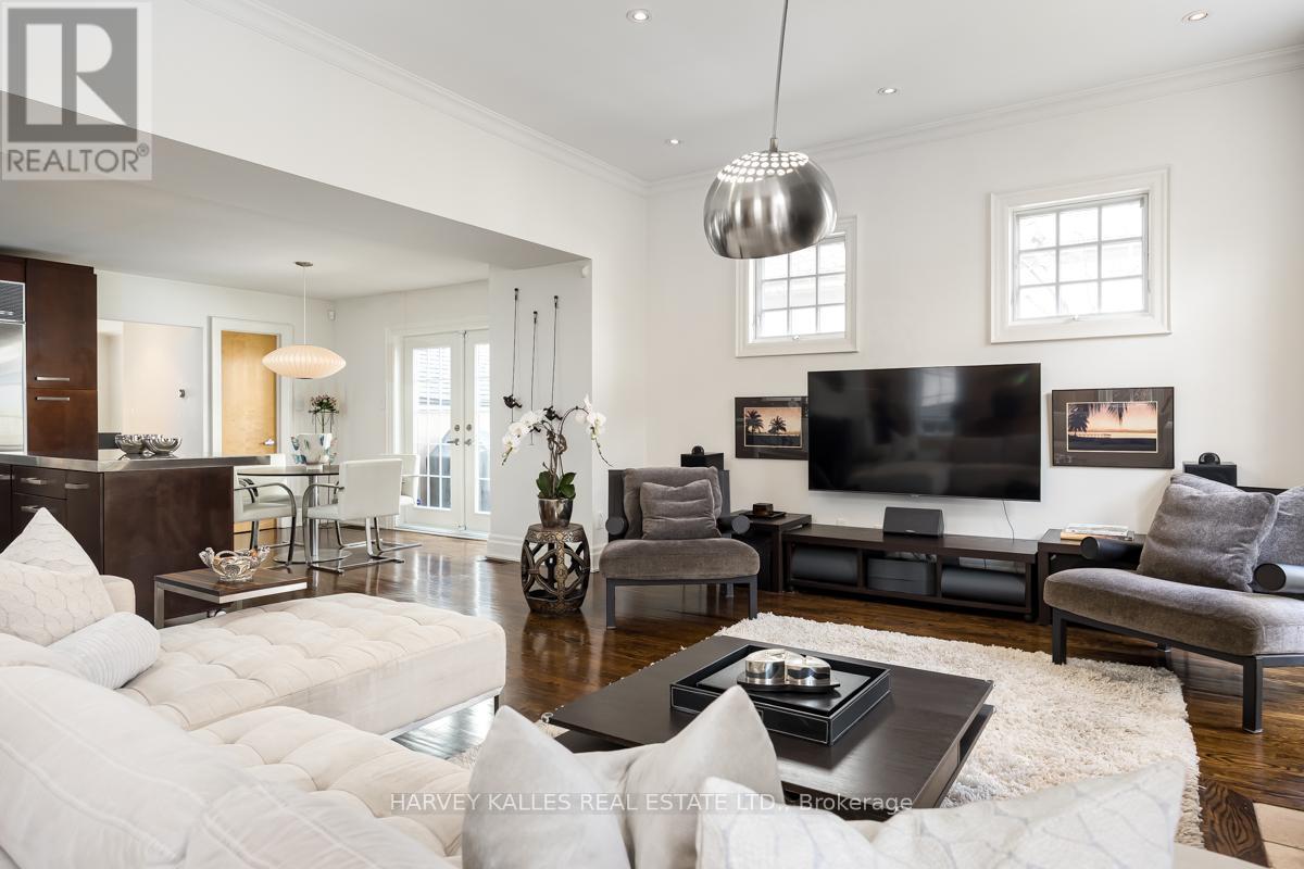 85 Kimbark Boulevard, Toronto, Ontario  M5N 2X9 - Photo 13 - C12918472