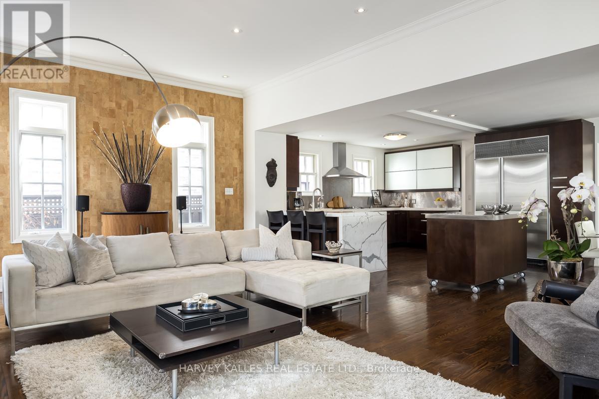 85 Kimbark Boulevard, Toronto, Ontario  M5N 2X9 - Photo 14 - C12918472