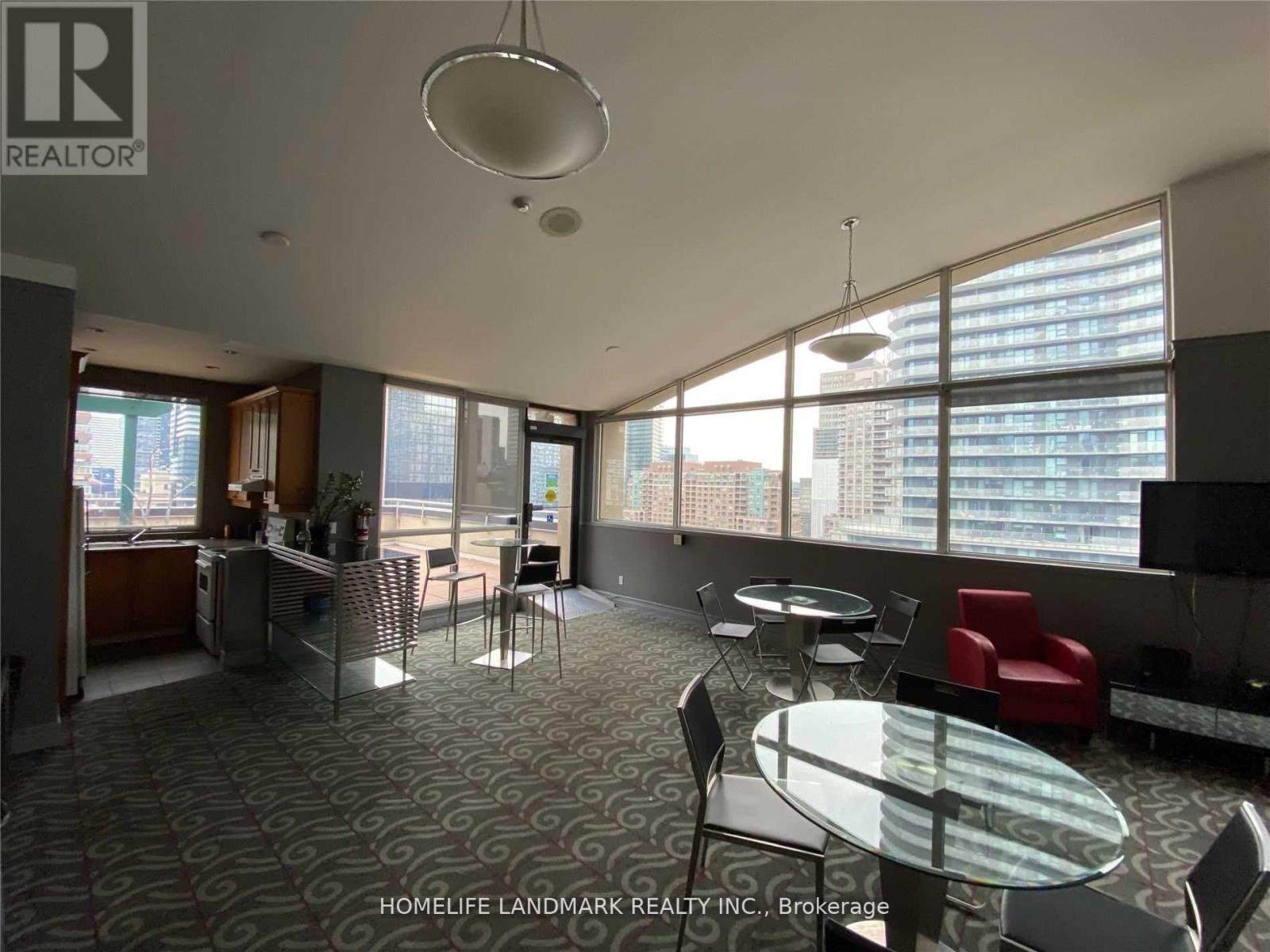 407 - 555 Yonge Street, Toronto, Ontario  M4Y 3A6 - Photo 19 - C12918476