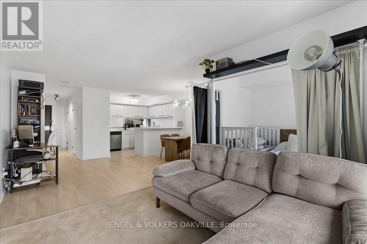 1811 - 25 The Esplanade, Toronto, Ontario  M5E 1W5 - Photo 16 - C12918498