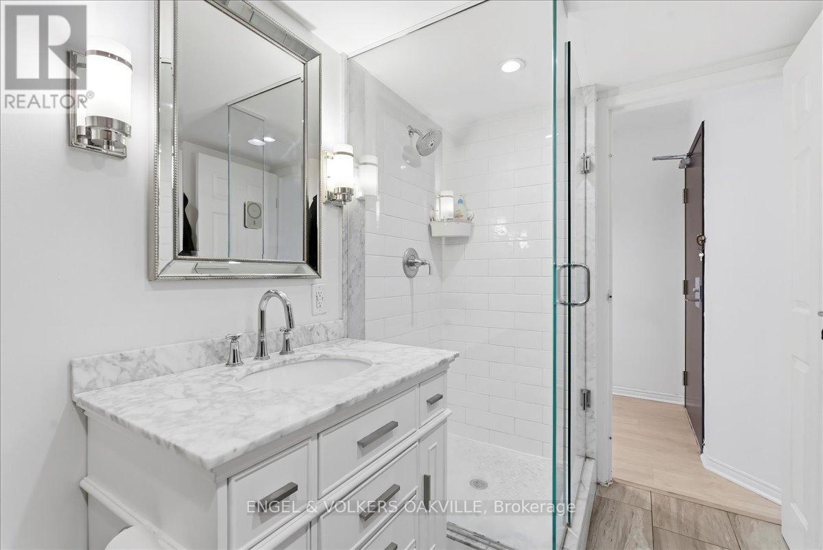 1811 - 25 The Esplanade, Toronto, Ontario  M5E 1W5 - Photo 20 - C12918498