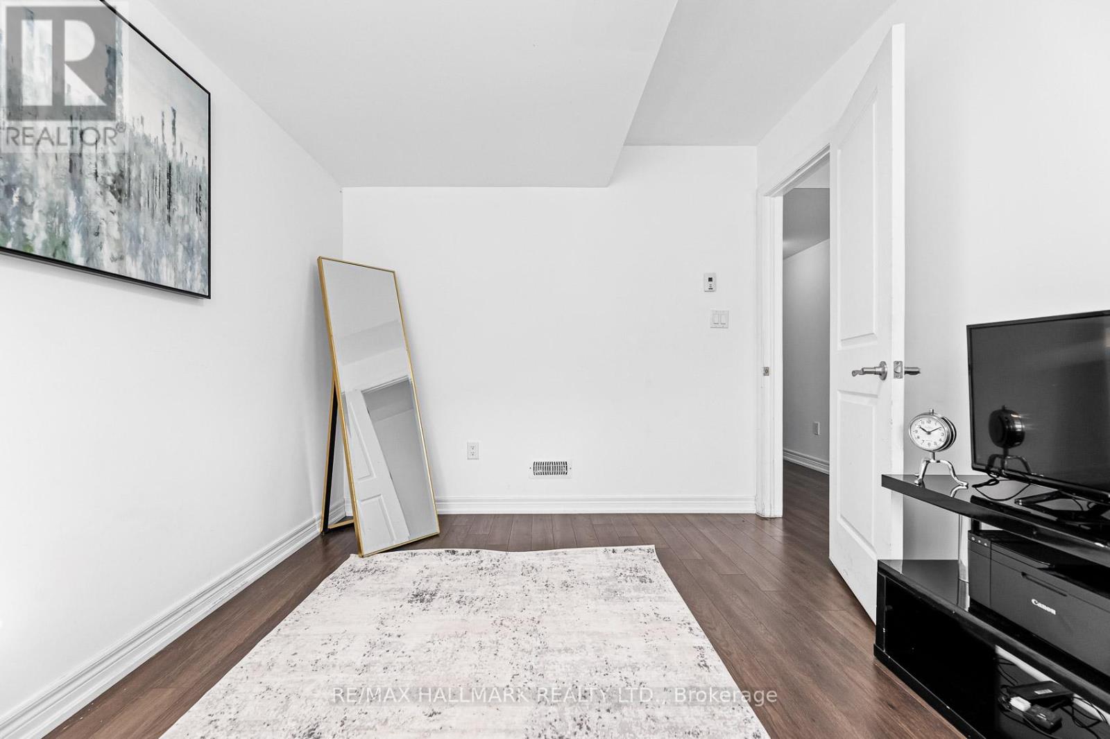 60 Belanger Crescent, Toronto, Ontario M1L 0H3 - Photo 17 - E12918196