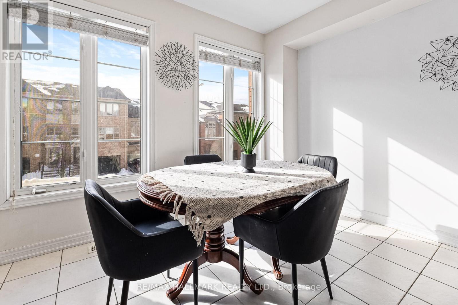 60 Belanger Crescent, Toronto, Ontario M1L 0H3 - Photo 8 - E12918196