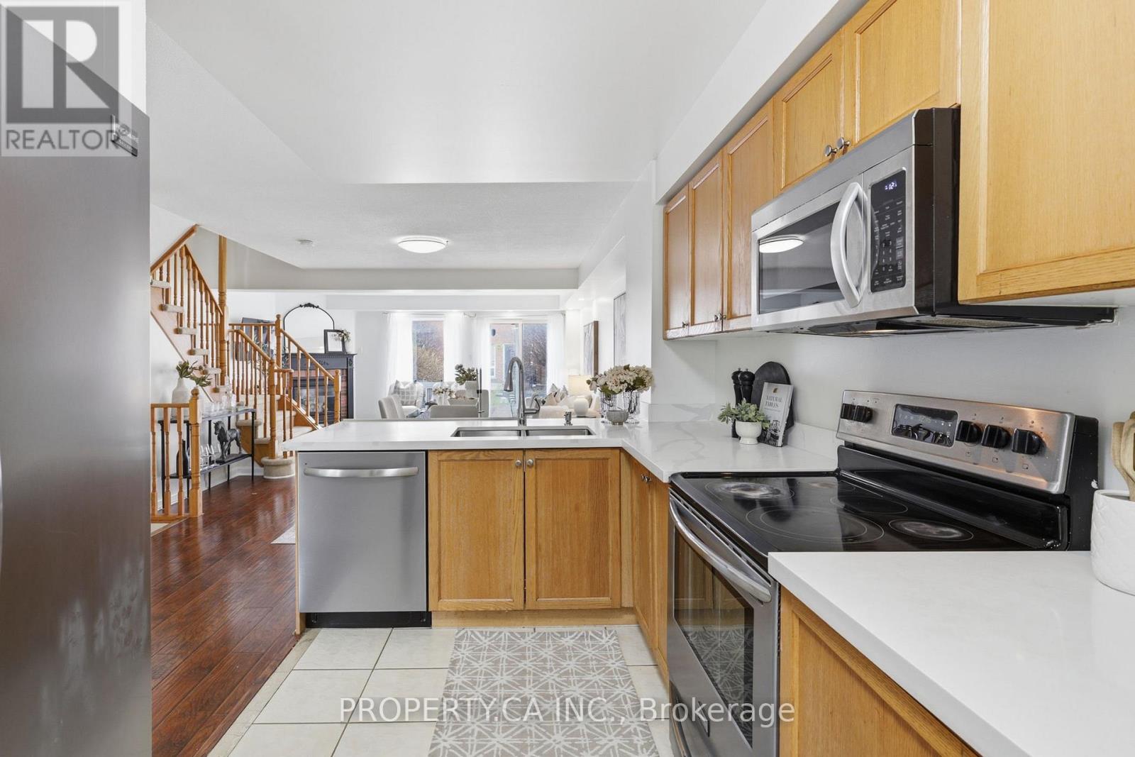 7 Torr Lane, Ajax, Ontario  L1S 7N1 - Photo 12 - E12918212