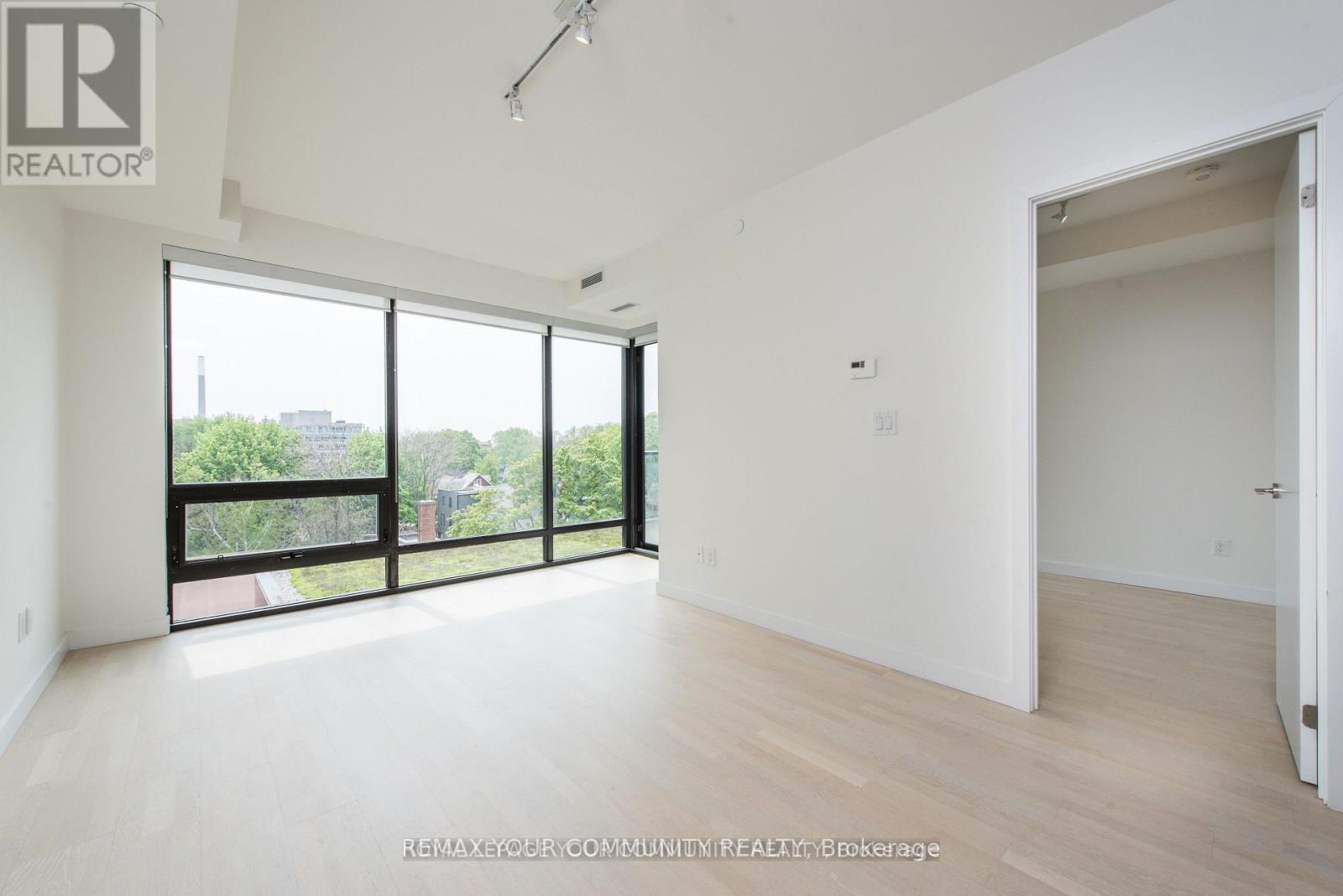 502 - 246 Logan Avenue, Toronto, Ontario  M4M 1J2 - Photo 10 - E12918224