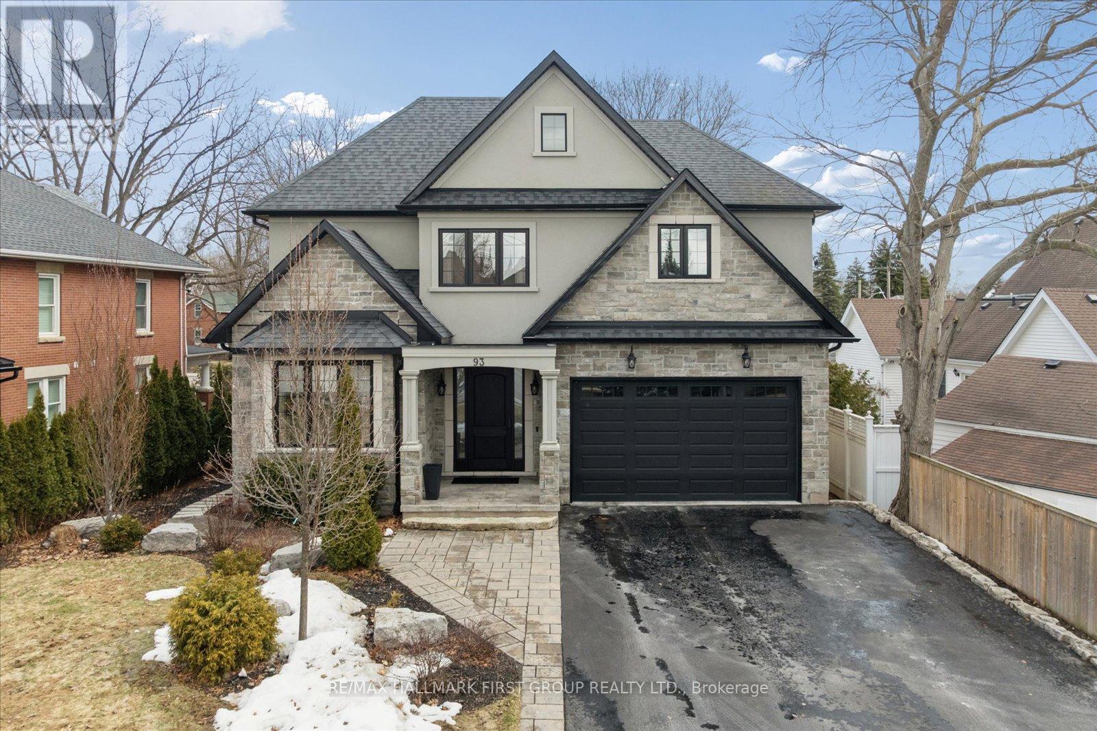 93 COLSTON AVENUE, Whitby, Ontario